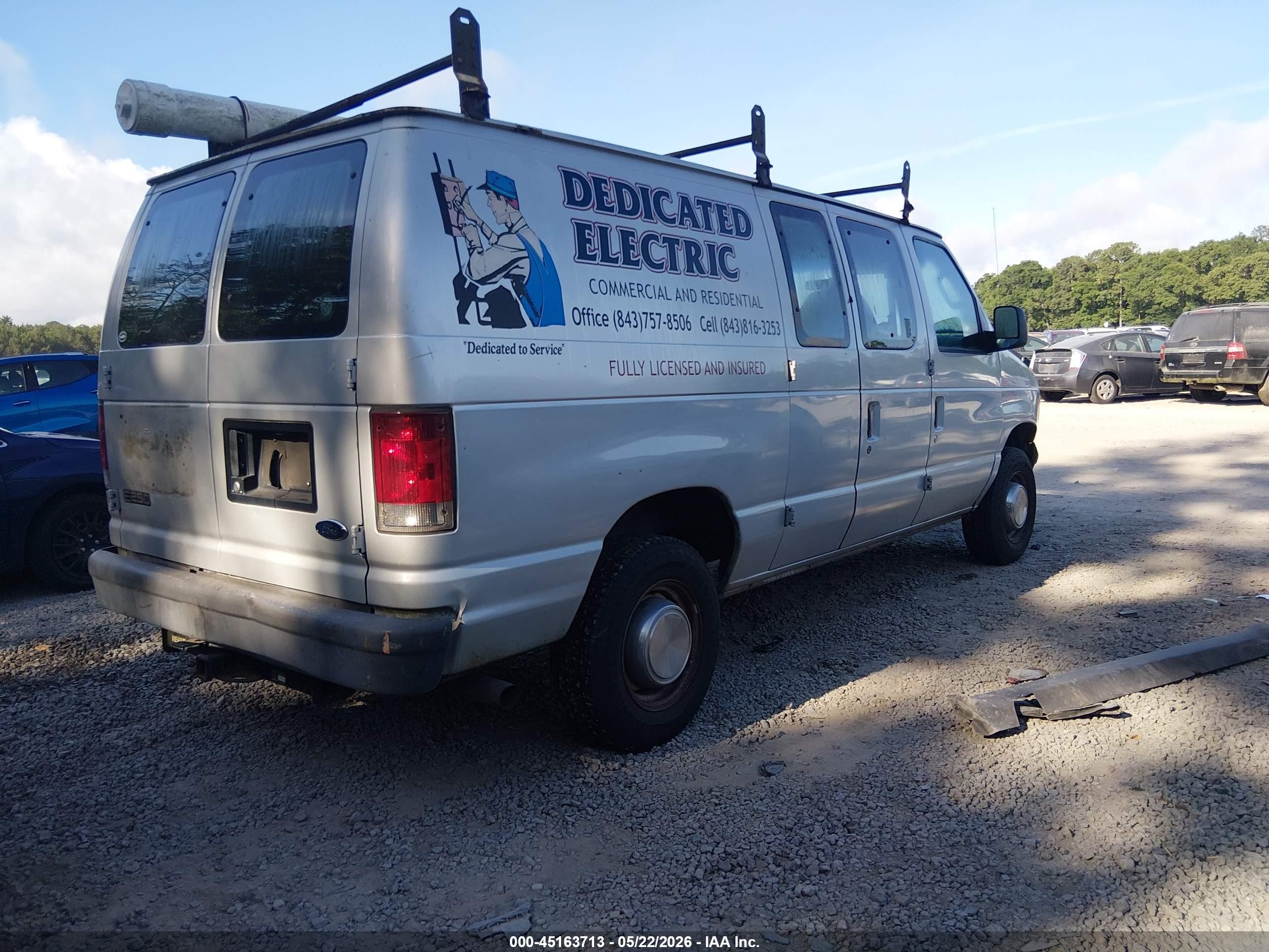 2004 Ford E-250 Commercial/recreational Silver vin: 1FTNE24L04HA55983