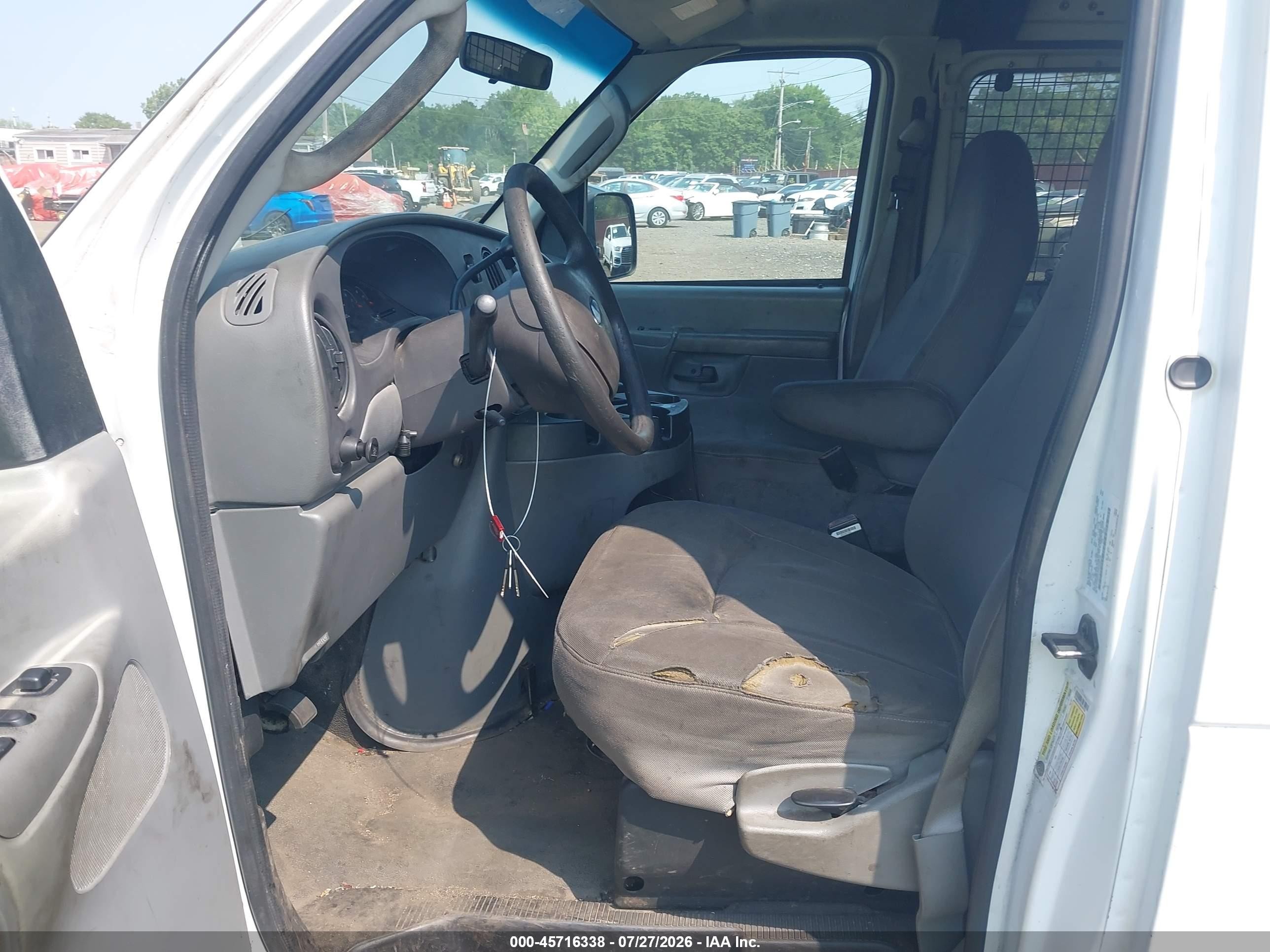 2007 Ford E-250 Commercial/recreational Белый vin: 1FTNE24L07DA39732