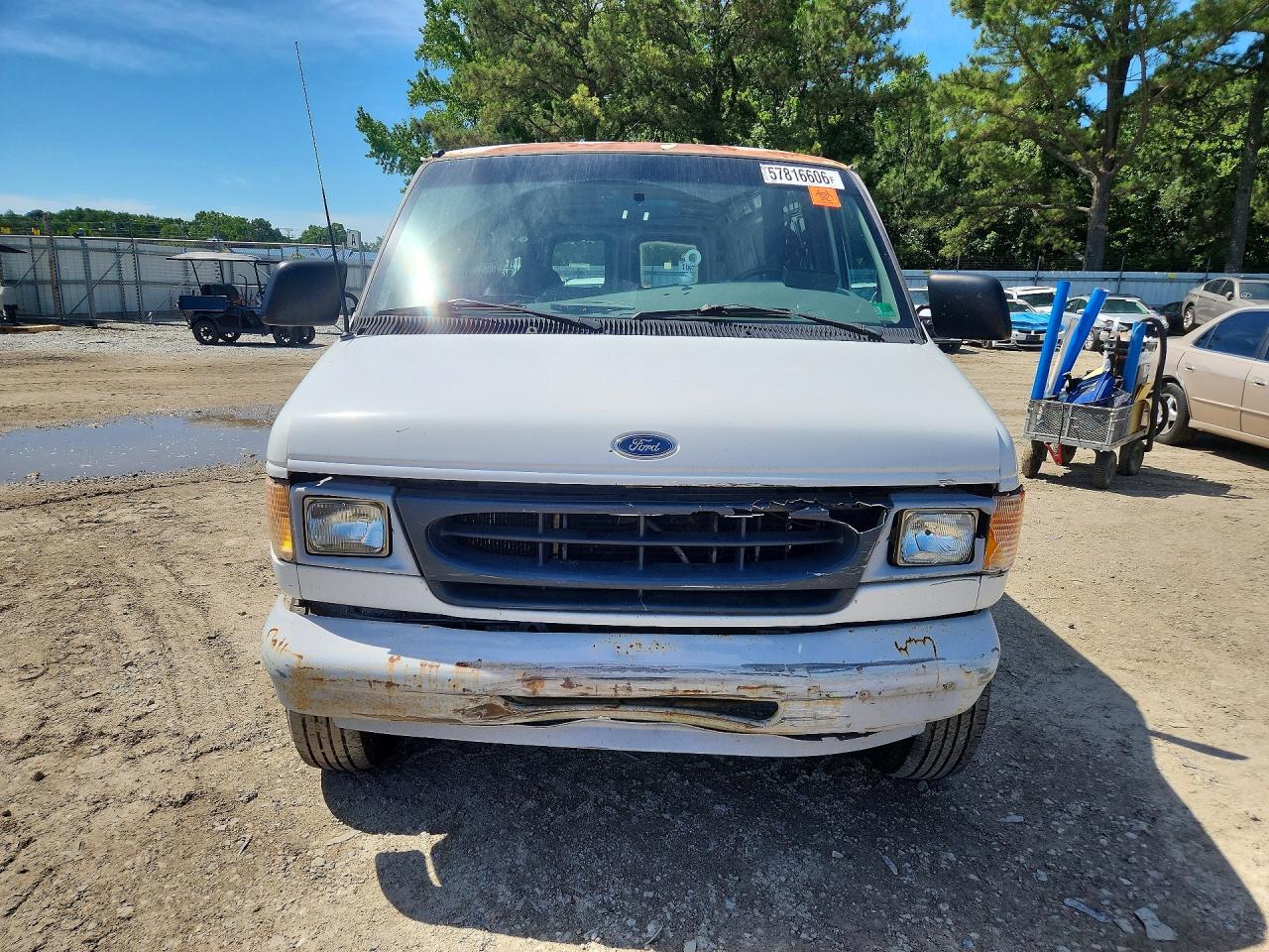2001 Ford Econoline E250 Van White vin: 1FTNE24L11HA36919