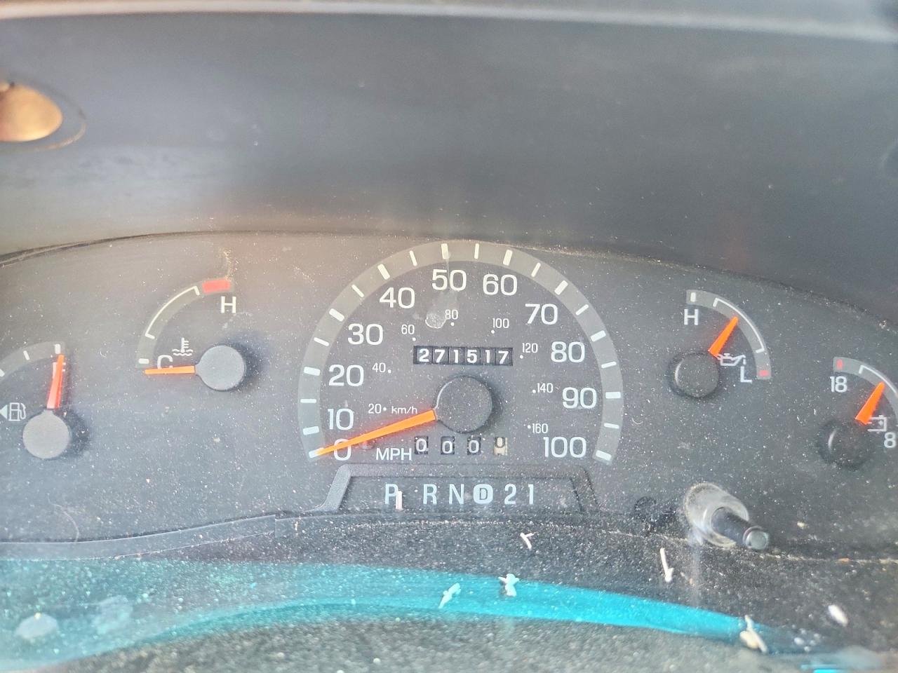 2001 Ford Econoline E250 Van White vin: 1FTNE24L11HA36919