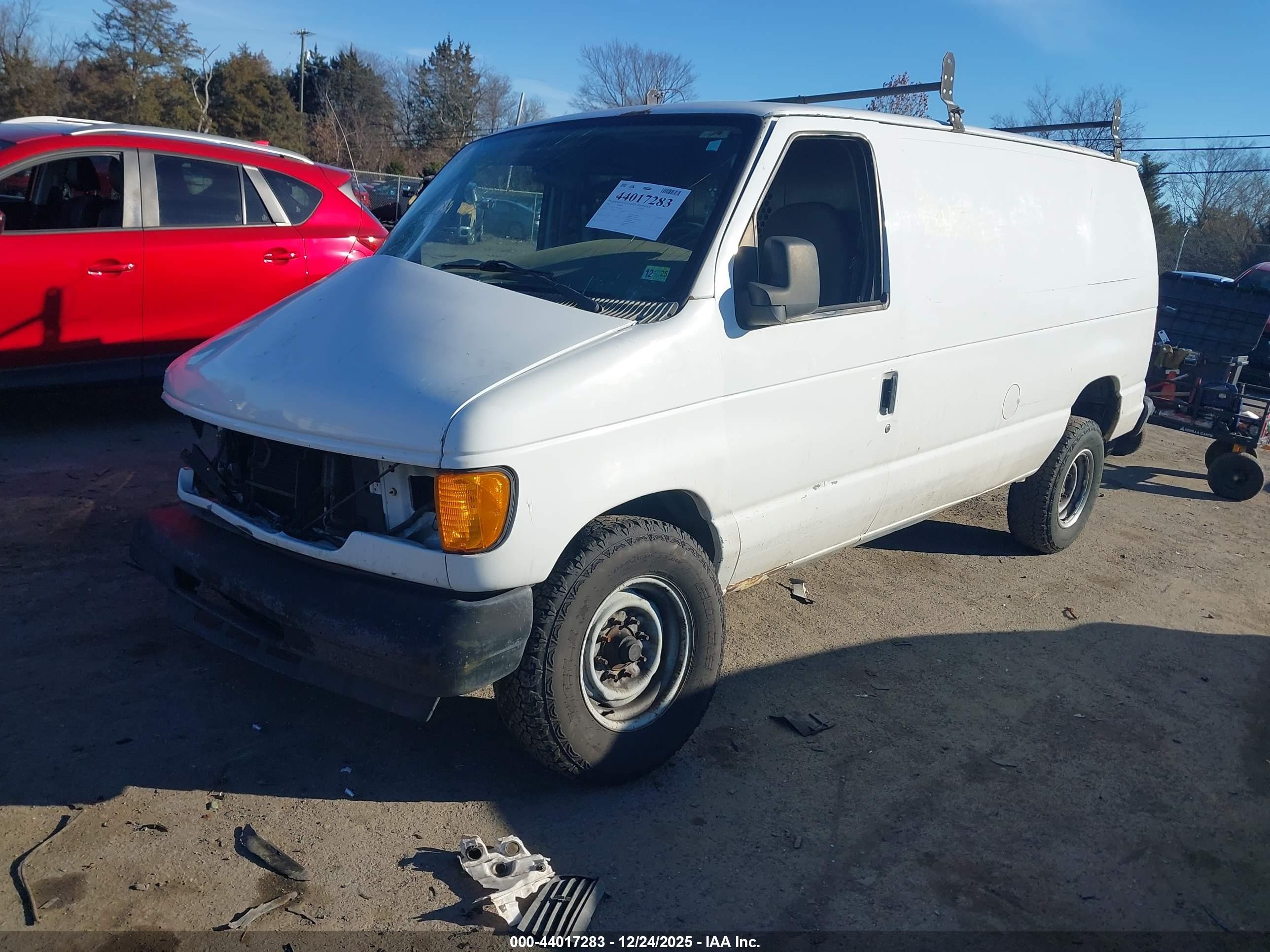 2007 Ford E-250 Commercial/recreational White vin: 1FTNE24L17DA39593