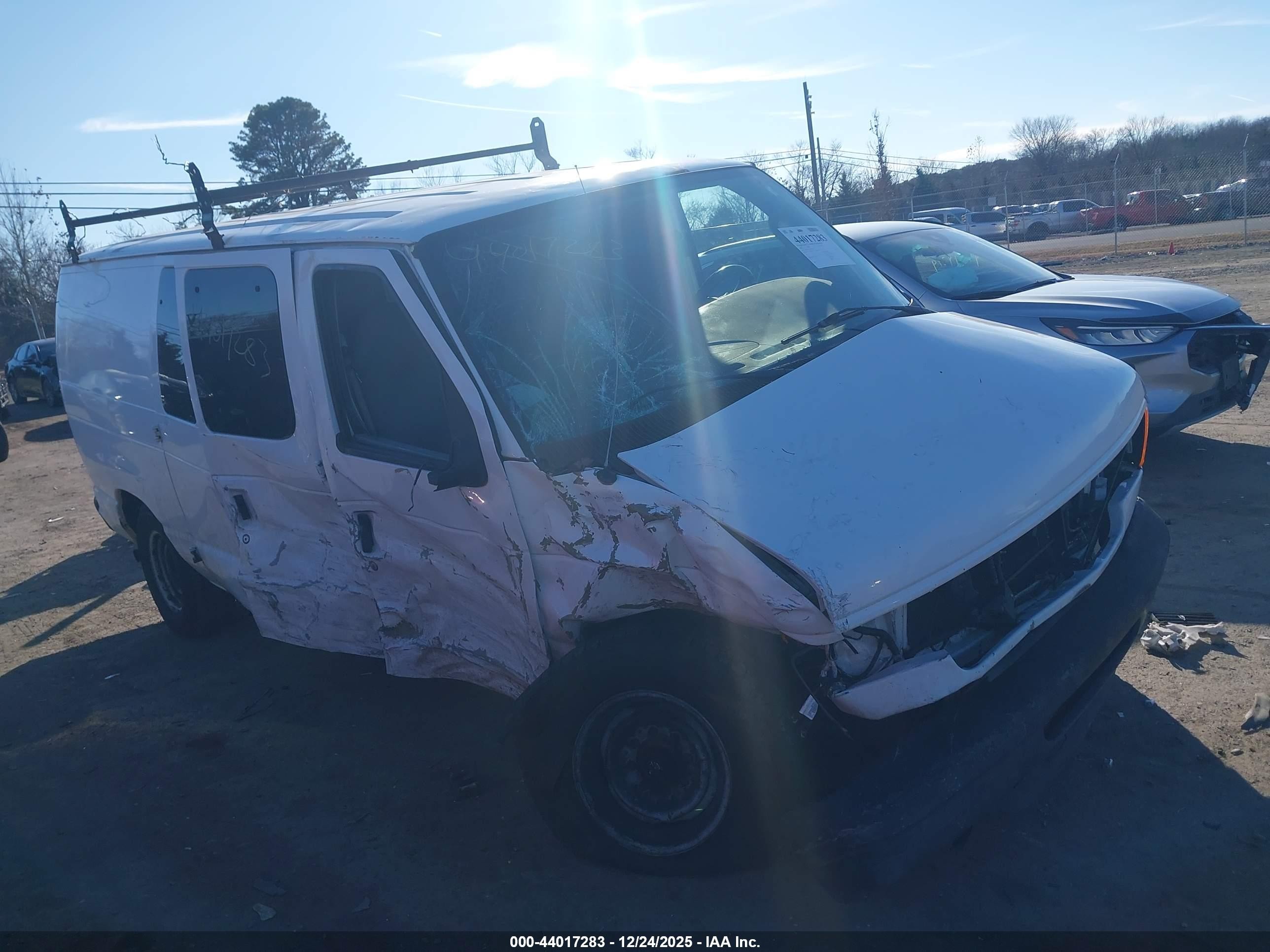 2007 Ford E-250 Commercial/recreational White vin: 1FTNE24L17DA39593