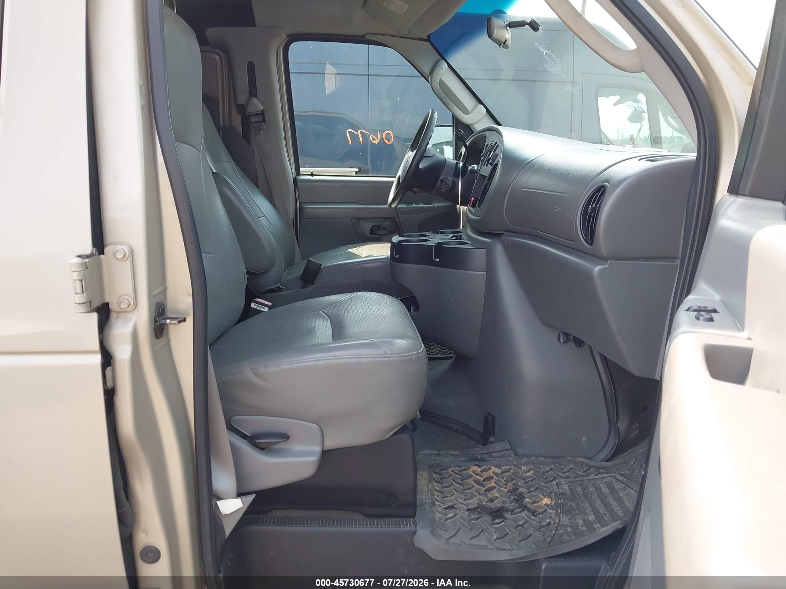 2007 Ford E-250 Commercial/recreational Beige vin: 1FTNE24L17DA90463