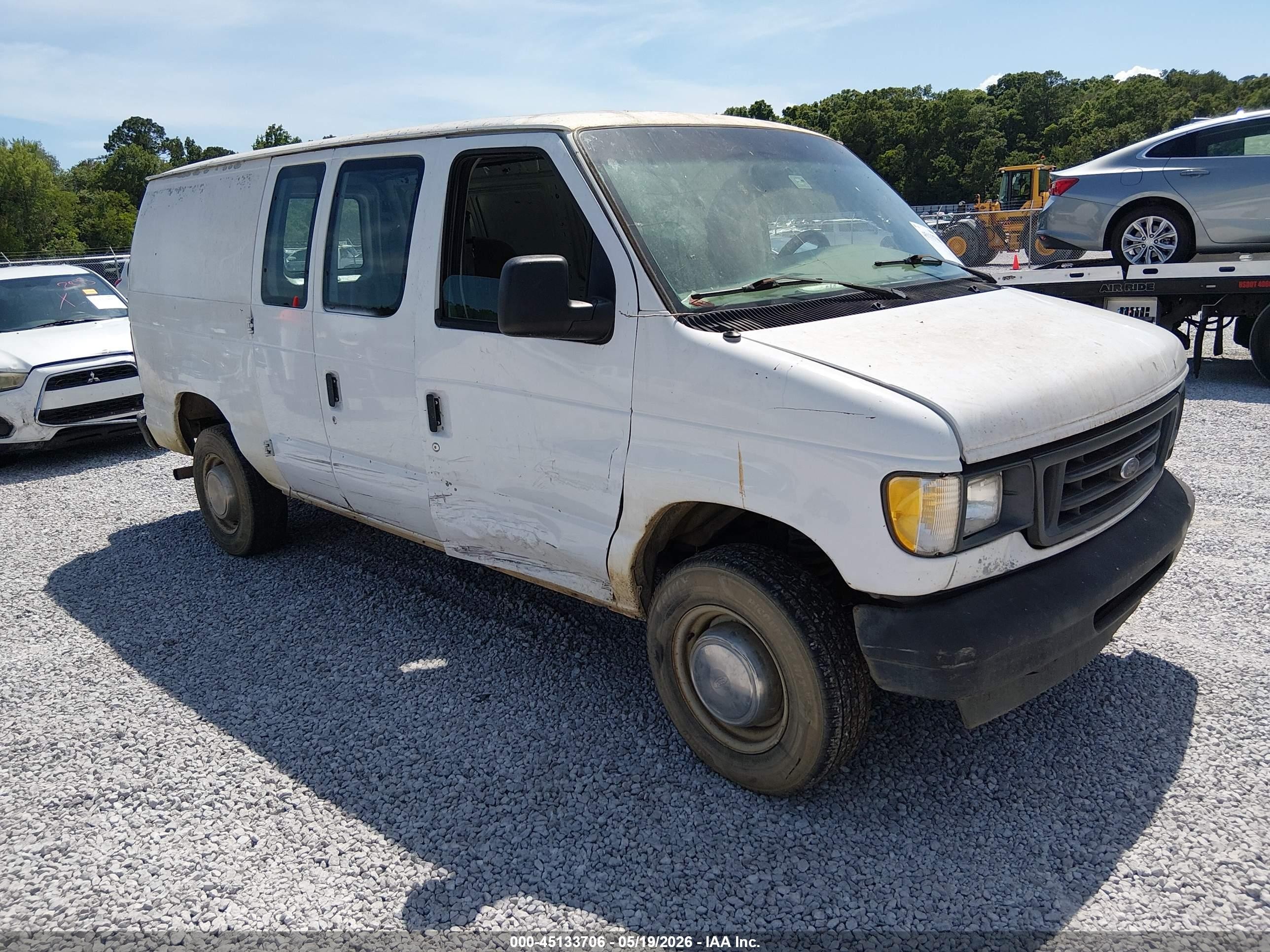 2003 Ford E-250 Commercial/recreational Белый vin: 1FTNE24L23HA55062