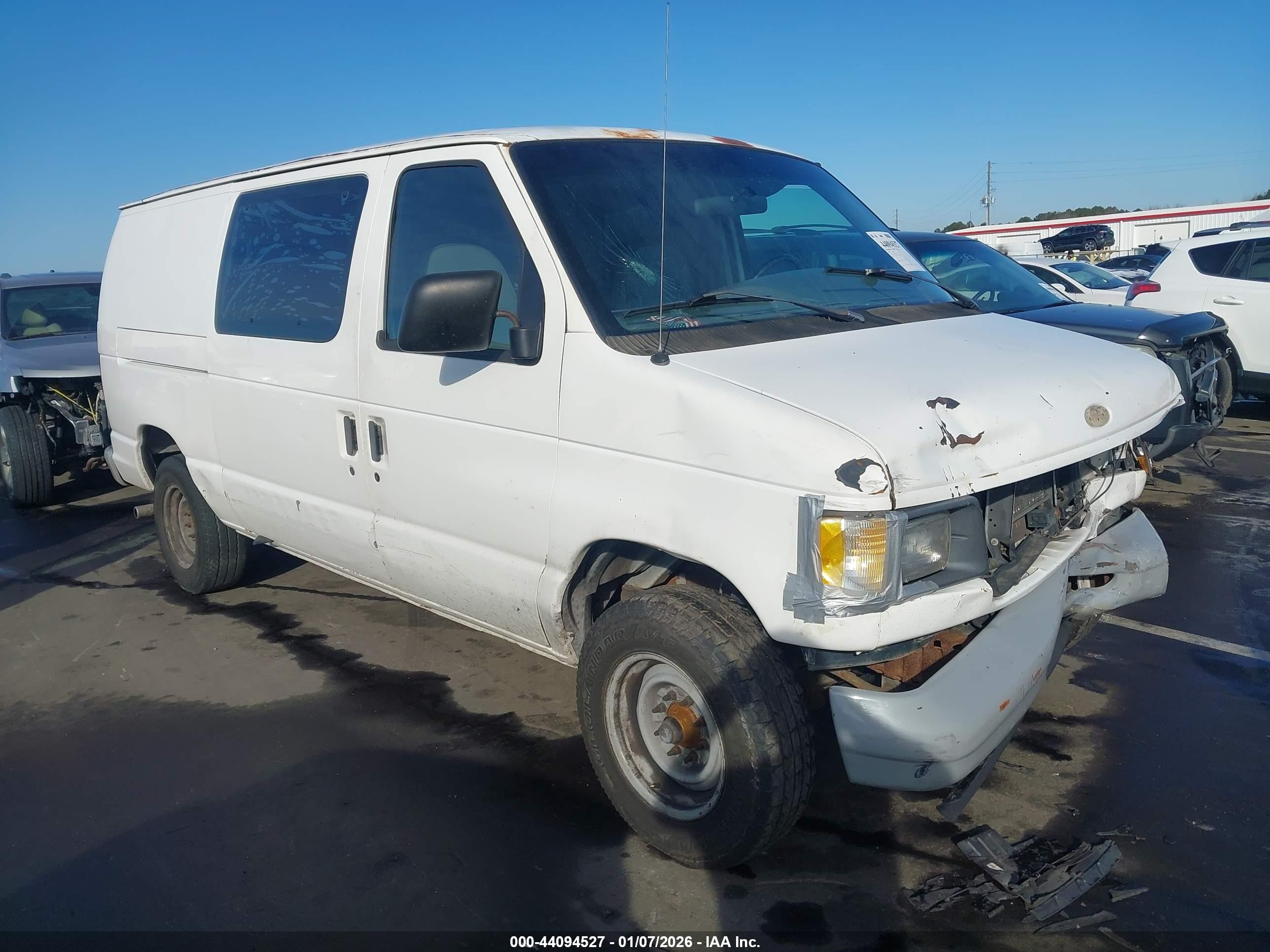 1998 Ford E-250 Commercial/recreational White vin: 1FTNE24L2WHA06402