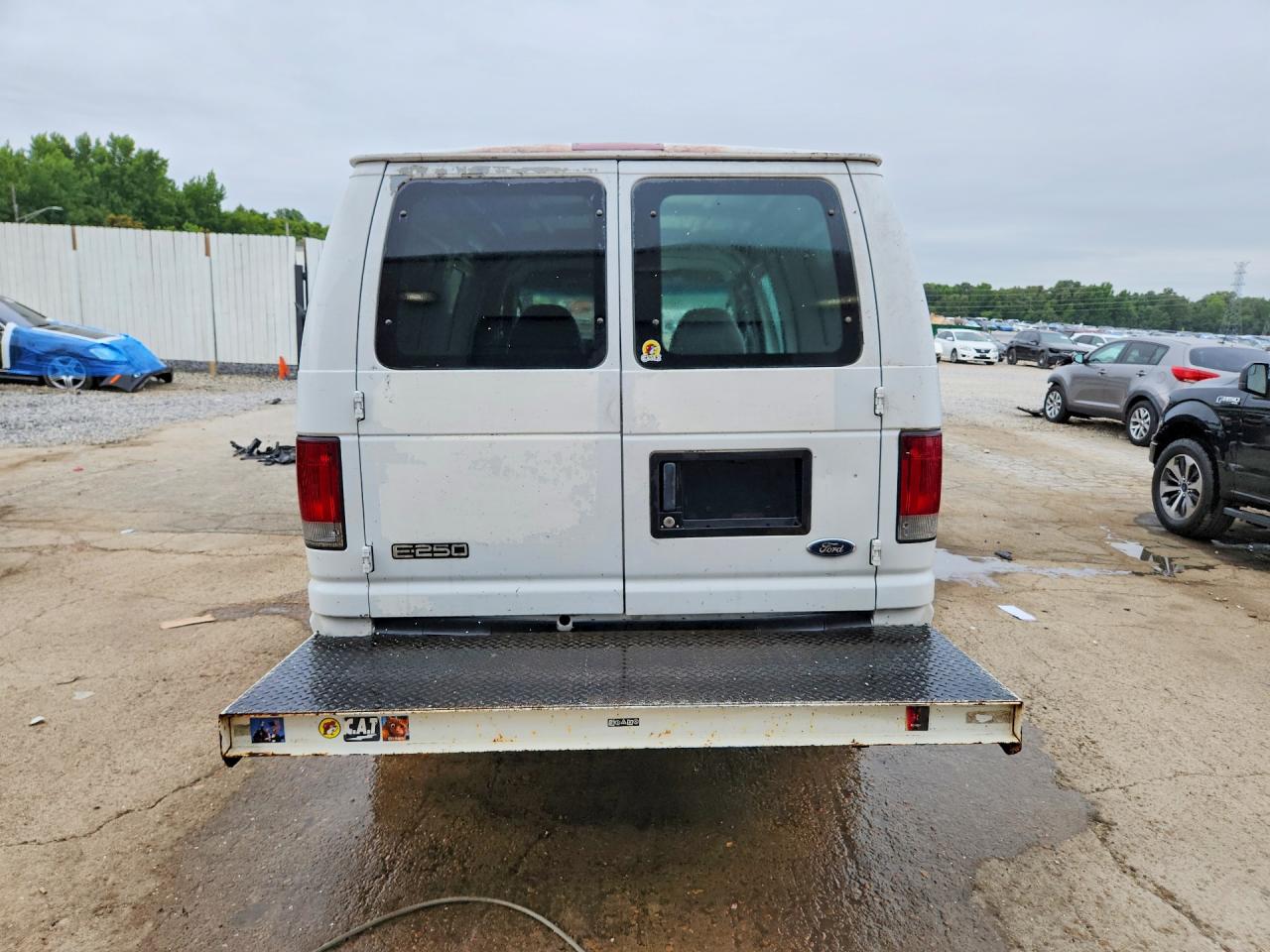 2005 Ford Econoline E250 Van White vin: 1FTNE24L45HA36869