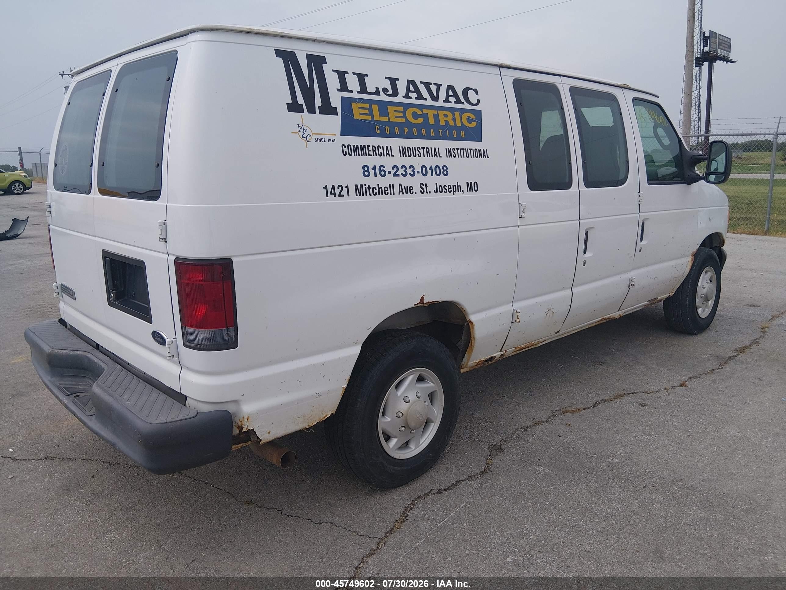 2007 Ford E-250 Commercial/recreational White vin: 1FTNE24L57DA50693