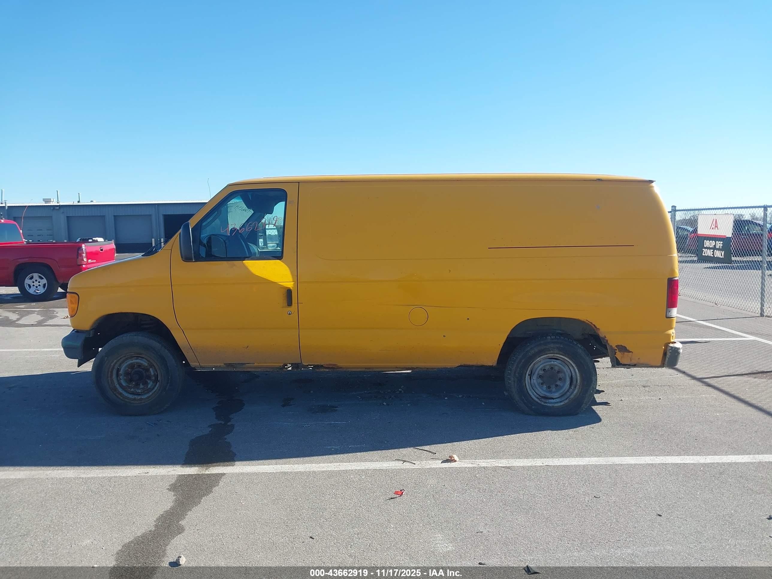 2007 Ford E-250 Commercial/recreational Yellow vin: 1FTNE24L57DA94399