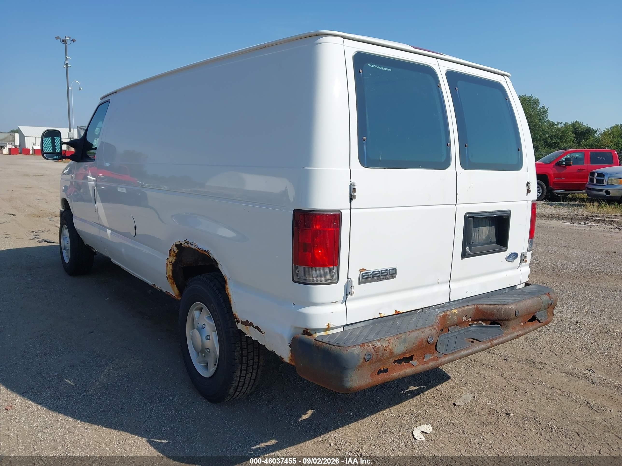 2009 Ford E-250 Commercial/recreational White vin: 1FTNE24L59DA05885