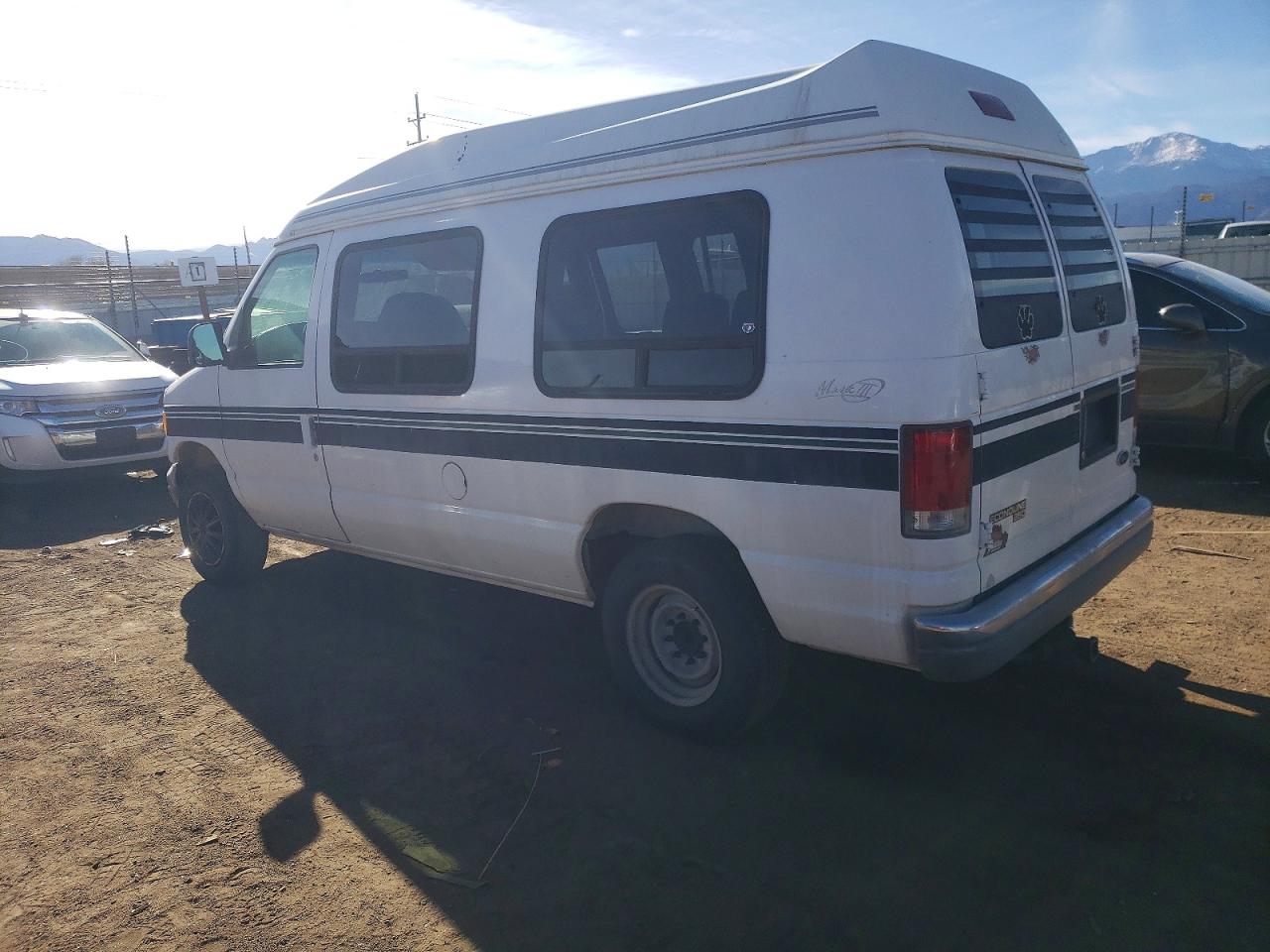 1998 Ford Econoline E250 Van White vin: 1FTNE24L5WHB73059