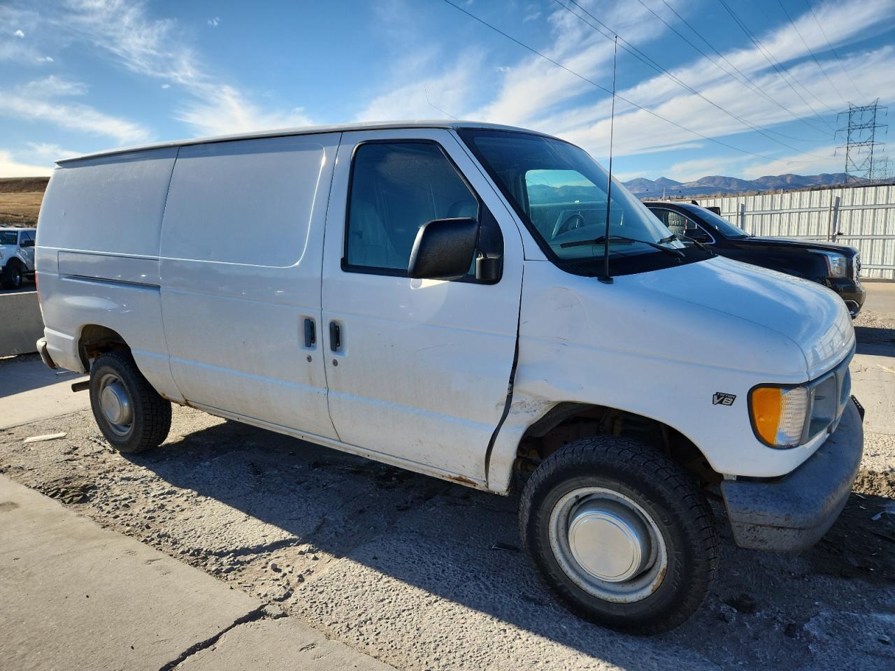 2001 Ford Econoline E250 Van Белый vin: 1FTNE24L61HB03675
