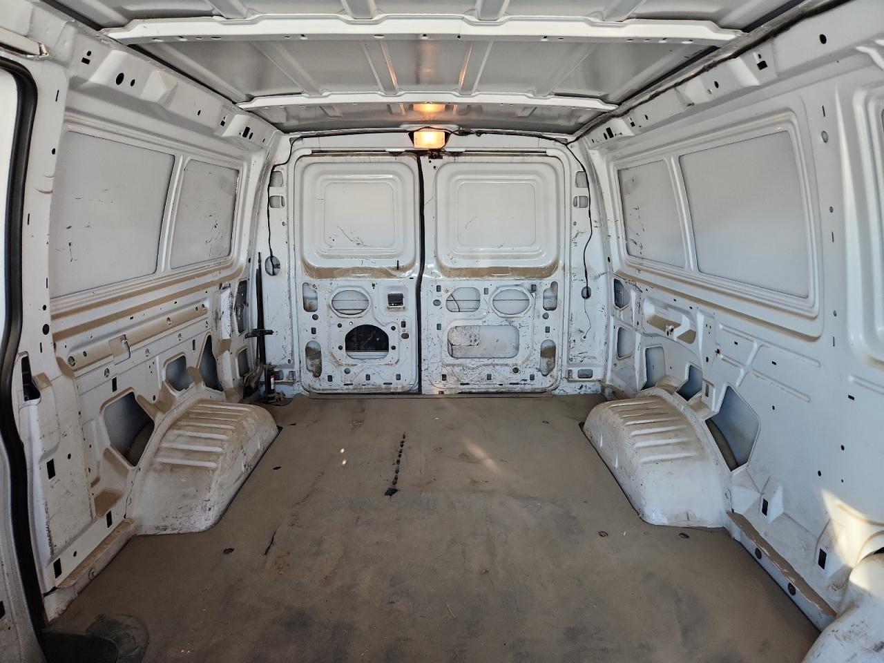 2001 Ford Econoline E250 Van Белый vin: 1FTNE24L61HB03675