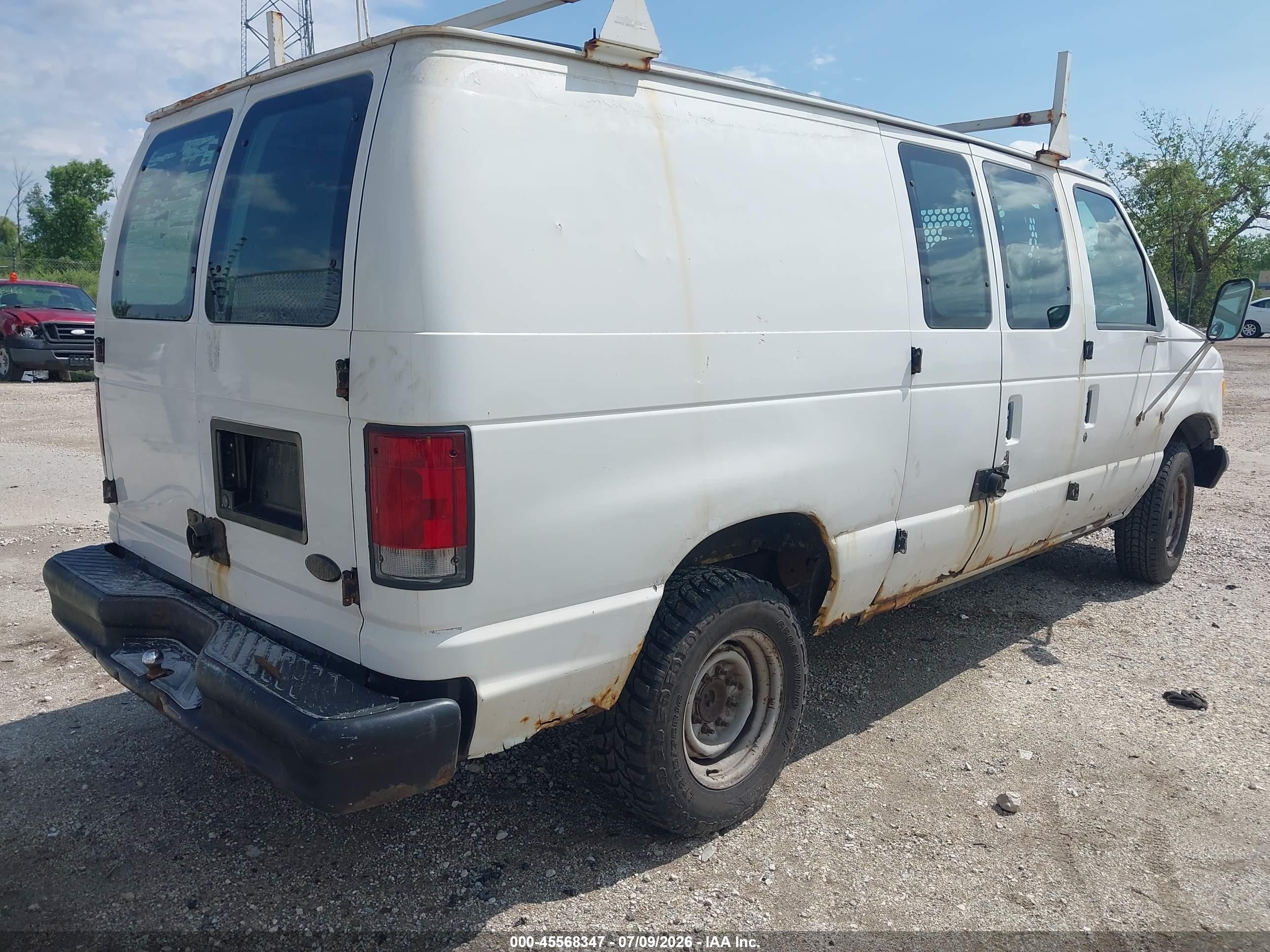 2003 Ford E-250 Commercial/recreational White vin: 1FTNE24L63HA43304