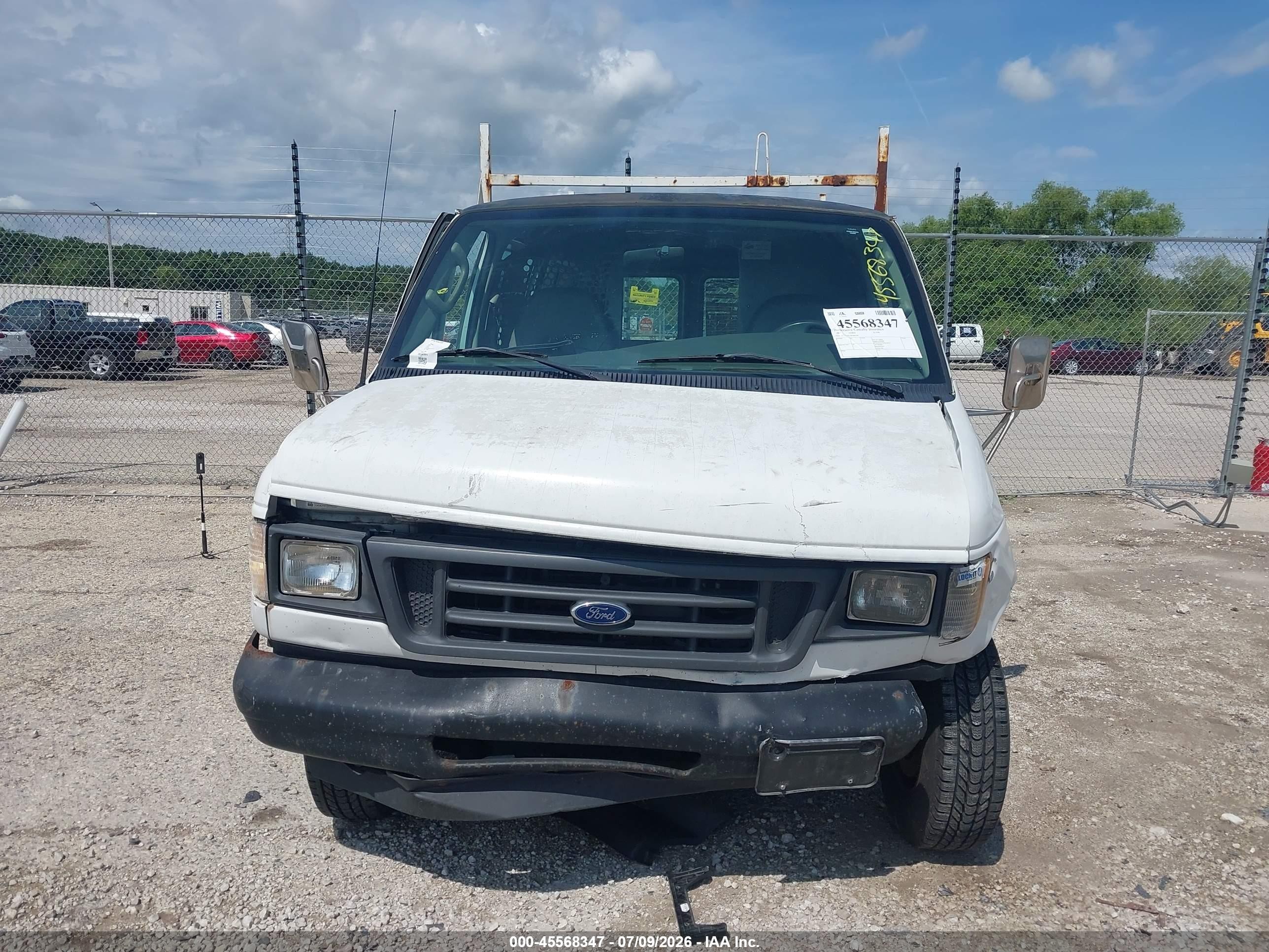 2003 Ford E-250 Commercial/recreational White vin: 1FTNE24L63HA43304