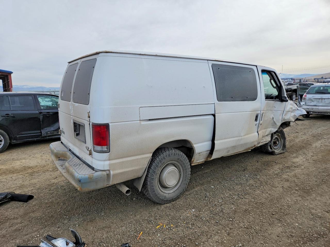 2004 Ford Econoline E250 Van White vin: 1FTNE24L64HA51713