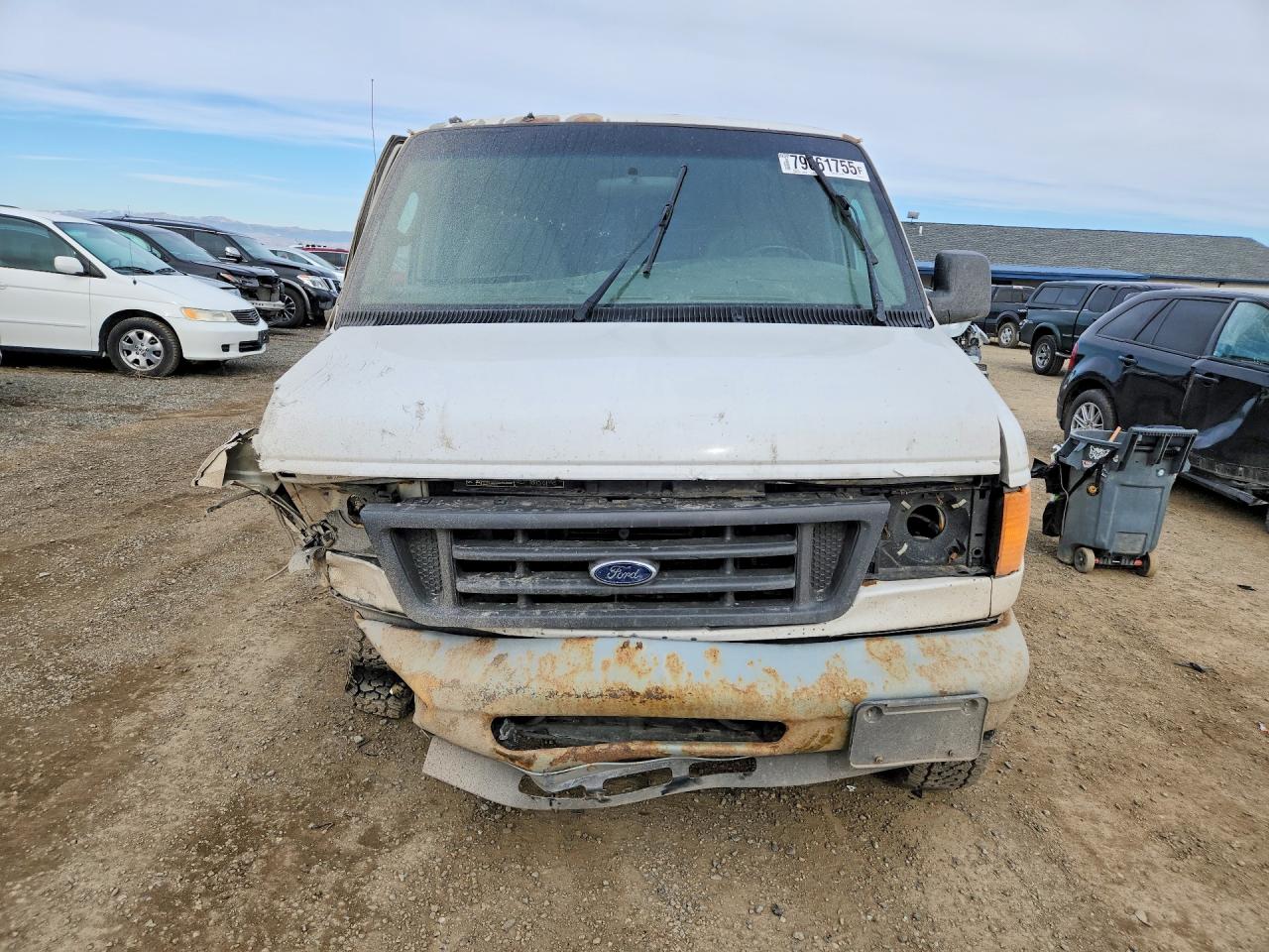 2004 Ford Econoline E250 Van White vin: 1FTNE24L64HA51713