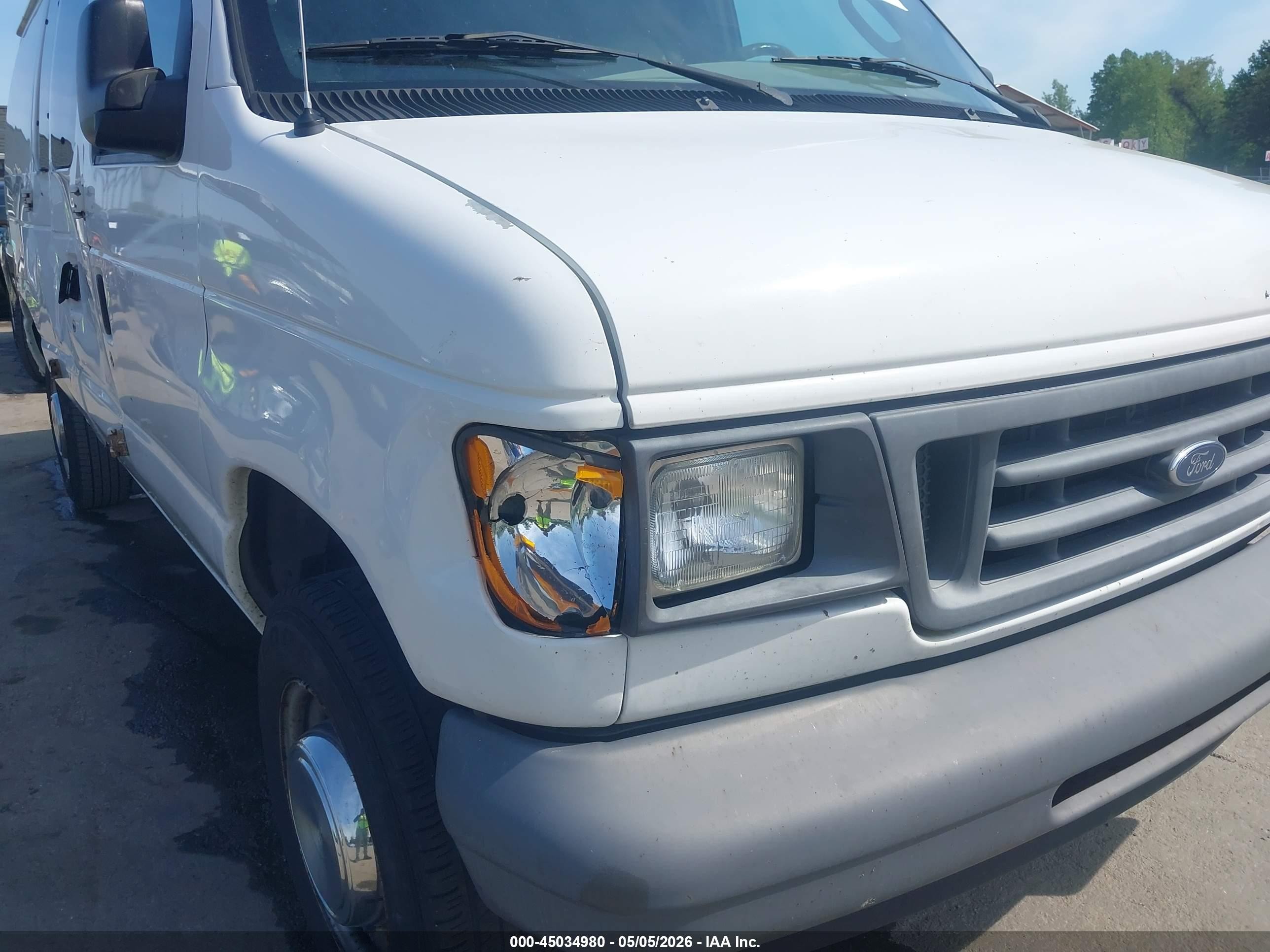 2006 Ford E-250 Commercial/recreational White vin: 1FTNE24L66DB16473