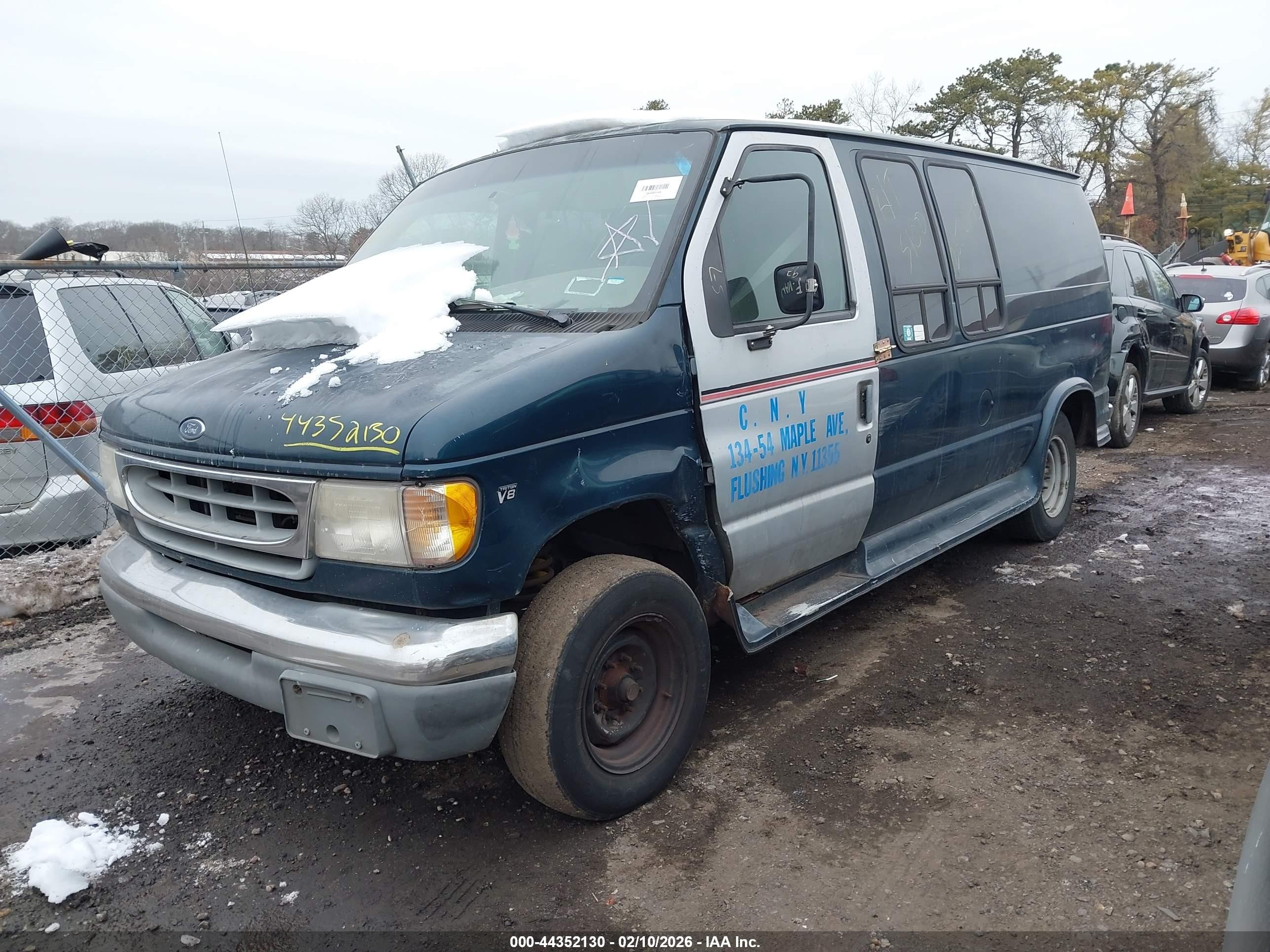 1998 Ford E-250 Commercial/recreational Green vin: 1FTNE24L6WHB39034