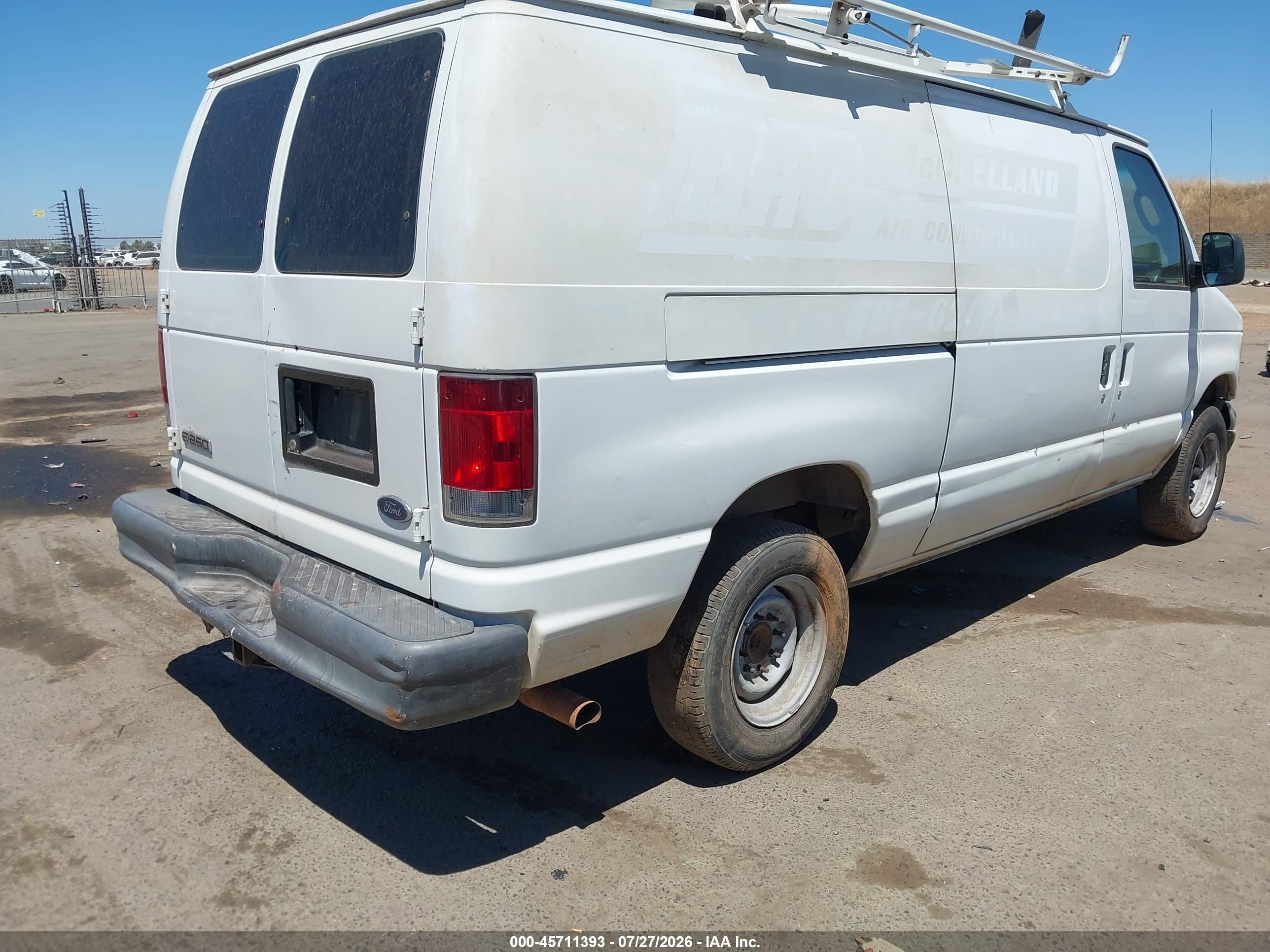 2006 Ford E-250 Commercial/recreational Белый vin: 1FTNE24L76DA22134