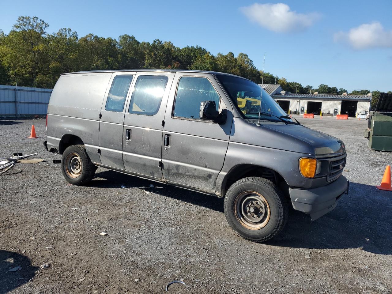 2004 Ford Econoline E250 Van Угольный vin: 1FTNE24L84HB43759