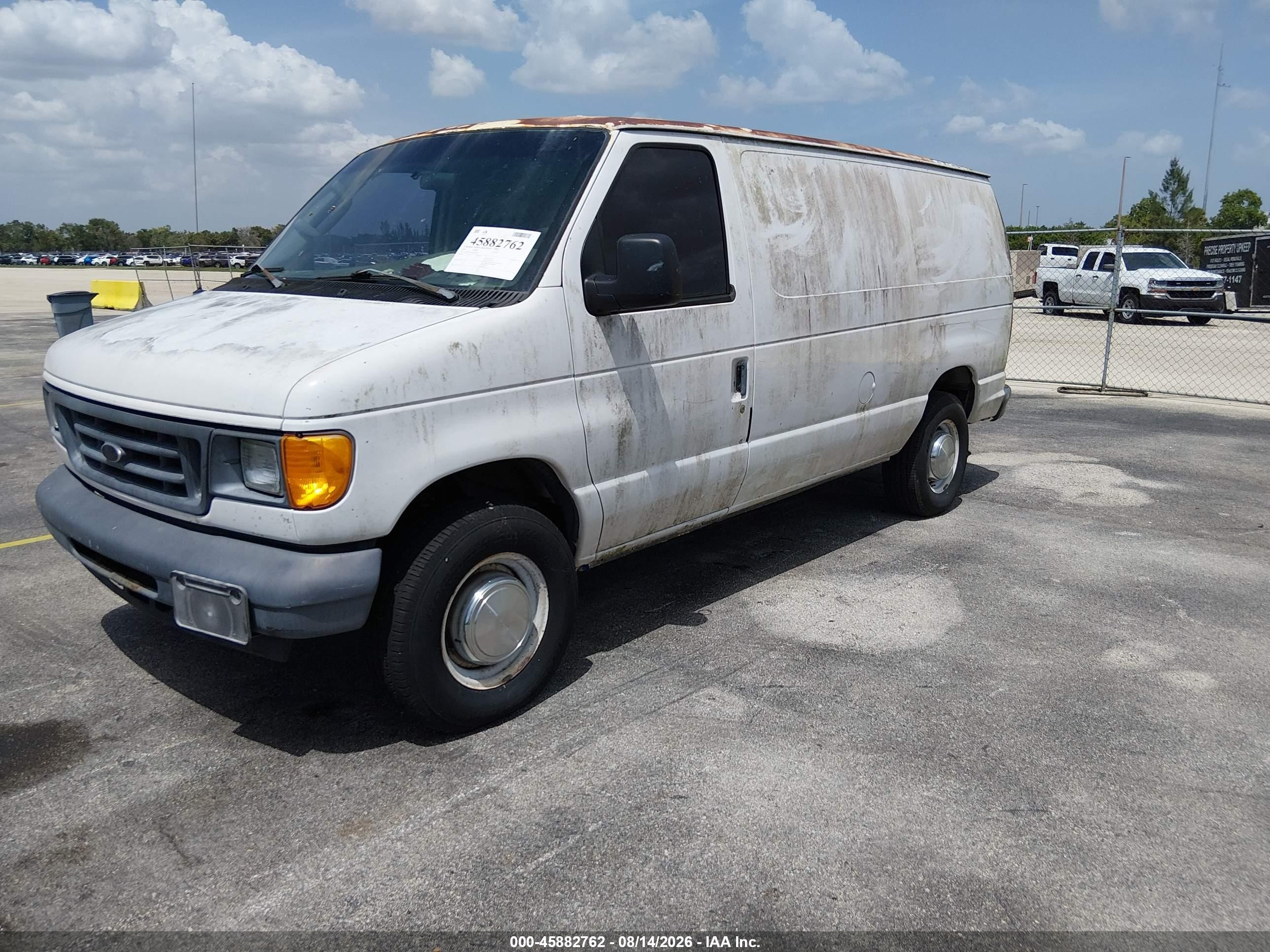 2005 Ford E-250 Commercial/recreational White vin: 1FTNE24L85HB25490