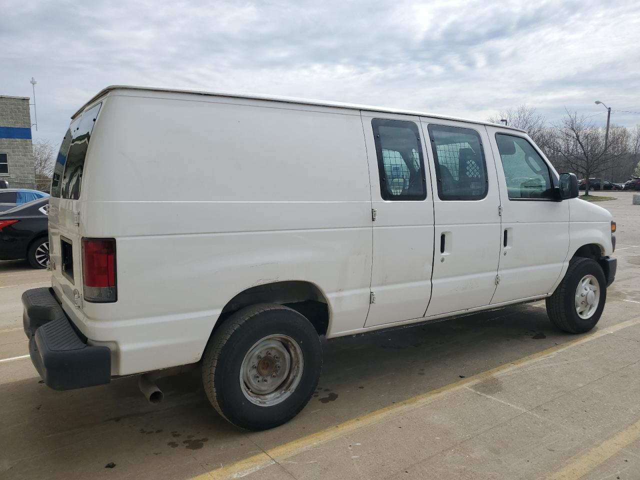 2008 Ford Econoline E250 Van White vin: 1FTNE24L88DB10127