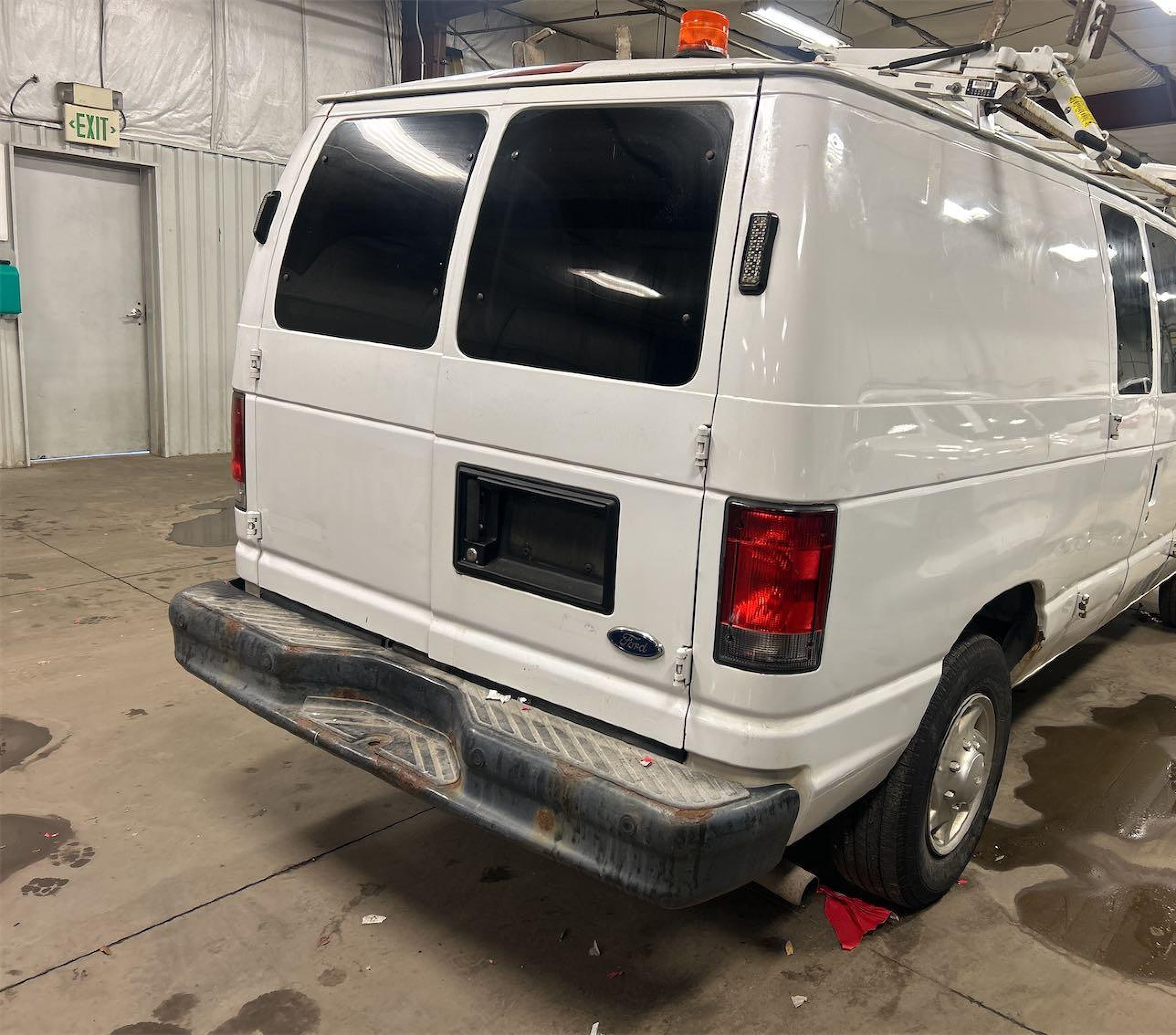 2009 Ford E-250 Commercial/recreational vin: 1FTNE24L89DA81889