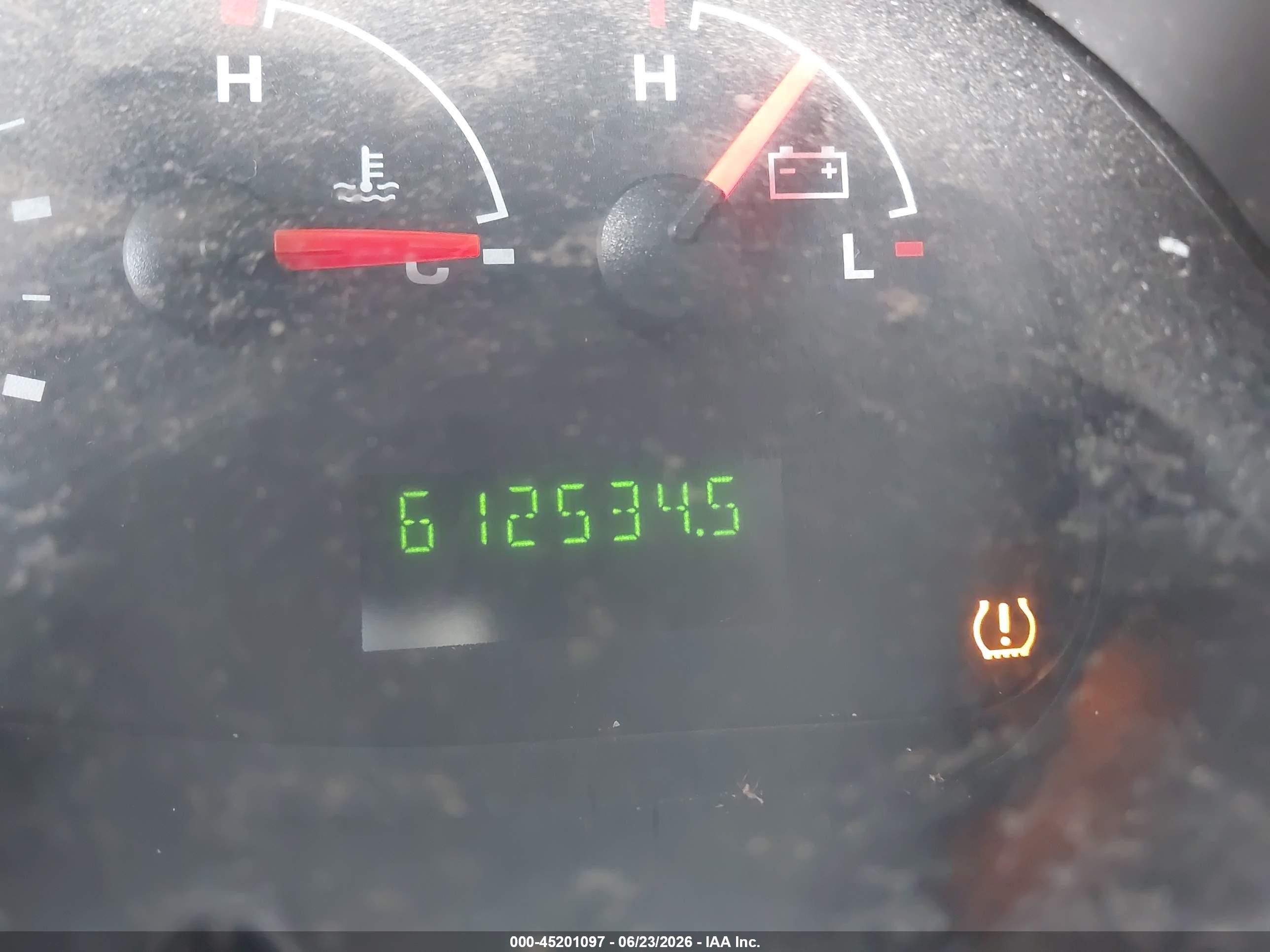 2008 Ford E-250 Commercial/recreational White vin: 1FTNE24L98DB00108