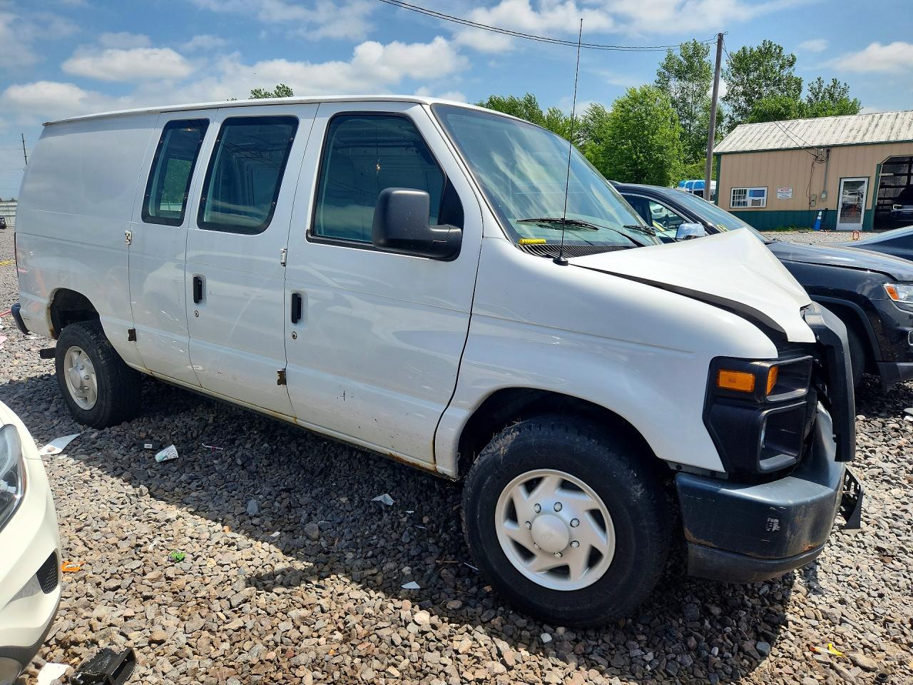 2009 Ford Econoline E250 Van White vin: 1FTNE24L99DA75664