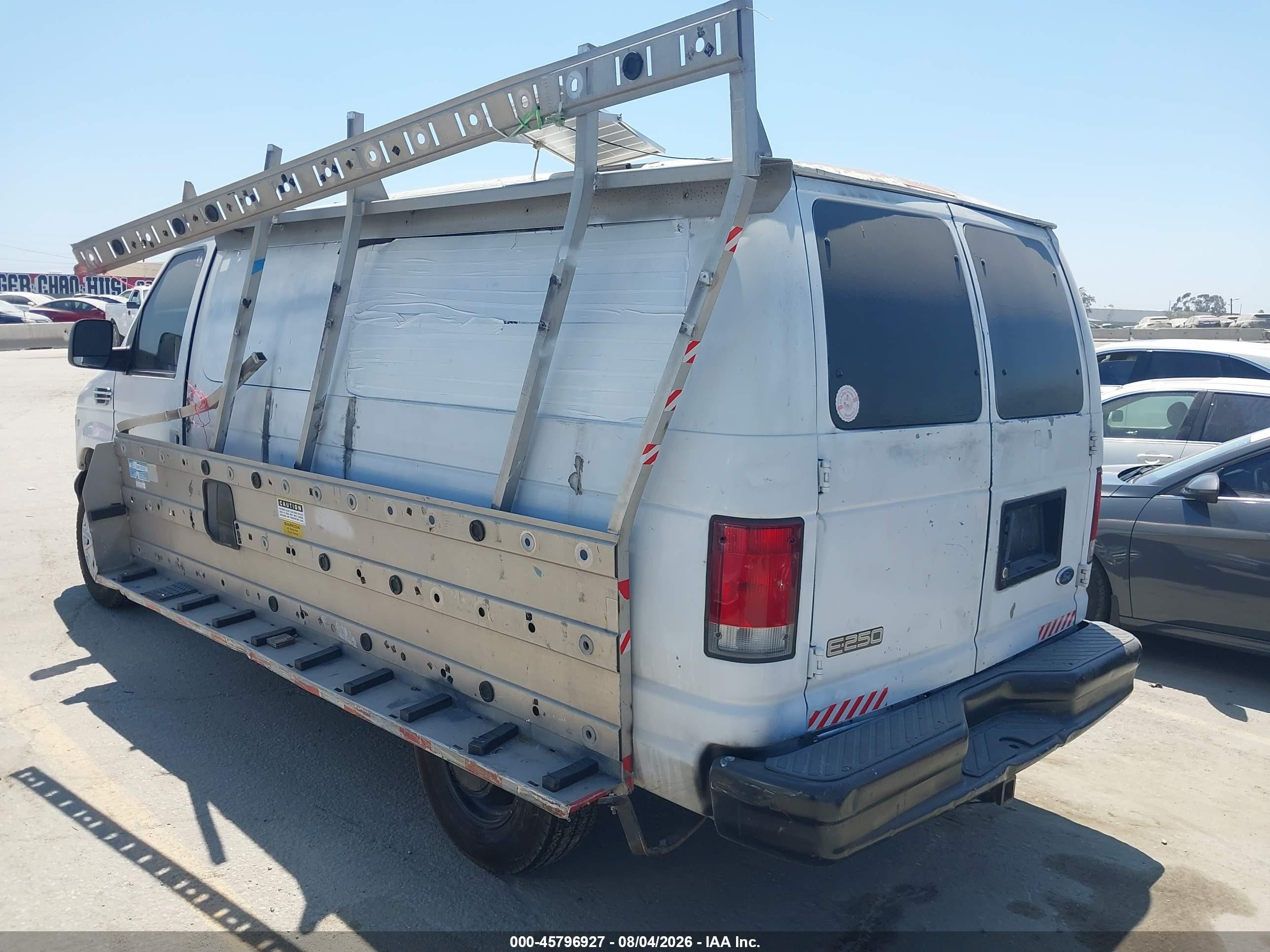 2000 Ford E-250 Yellow vin: 1FTNE24L9YHB13157