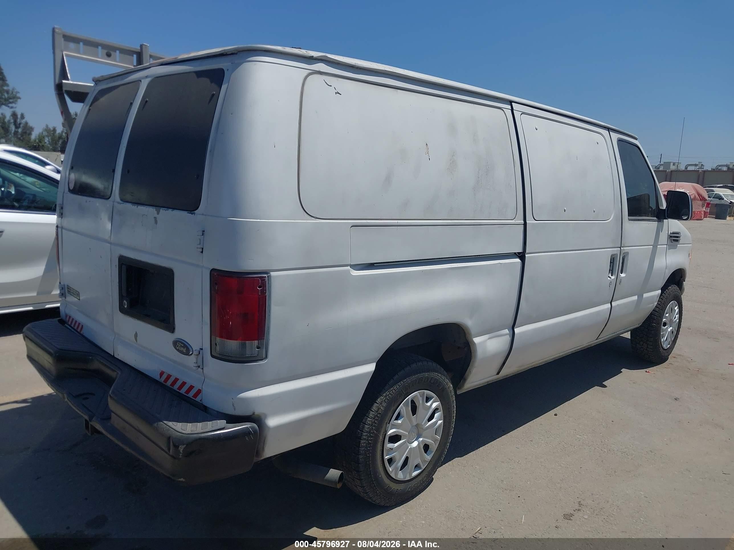 2000 Ford E-250 Yellow vin: 1FTNE24L9YHB13157