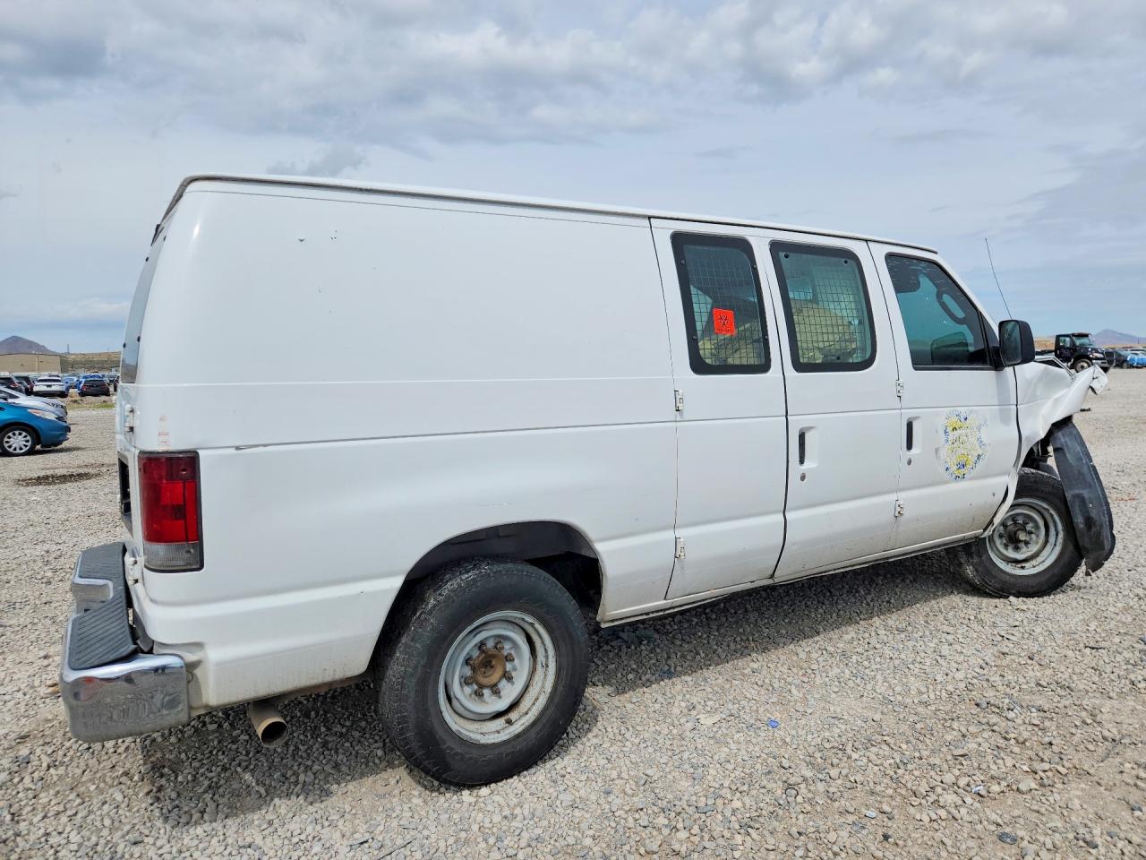 2007 Ford Econoline E250 Van White vin: 1FTNE24LX7DA68803