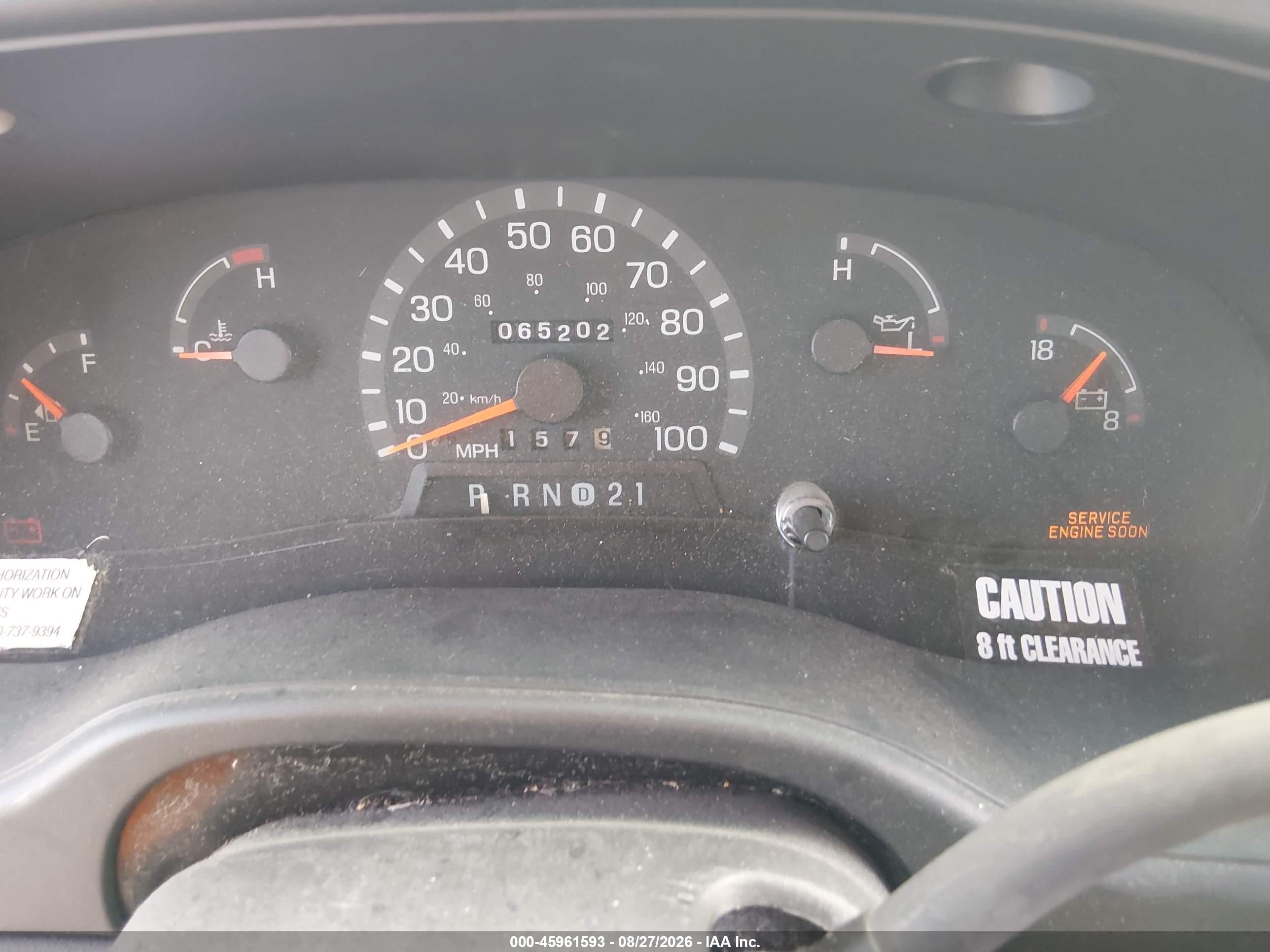 2000 Ford E-250 Commercial/recreational White vin: 1FTNE24LXYHB20022
