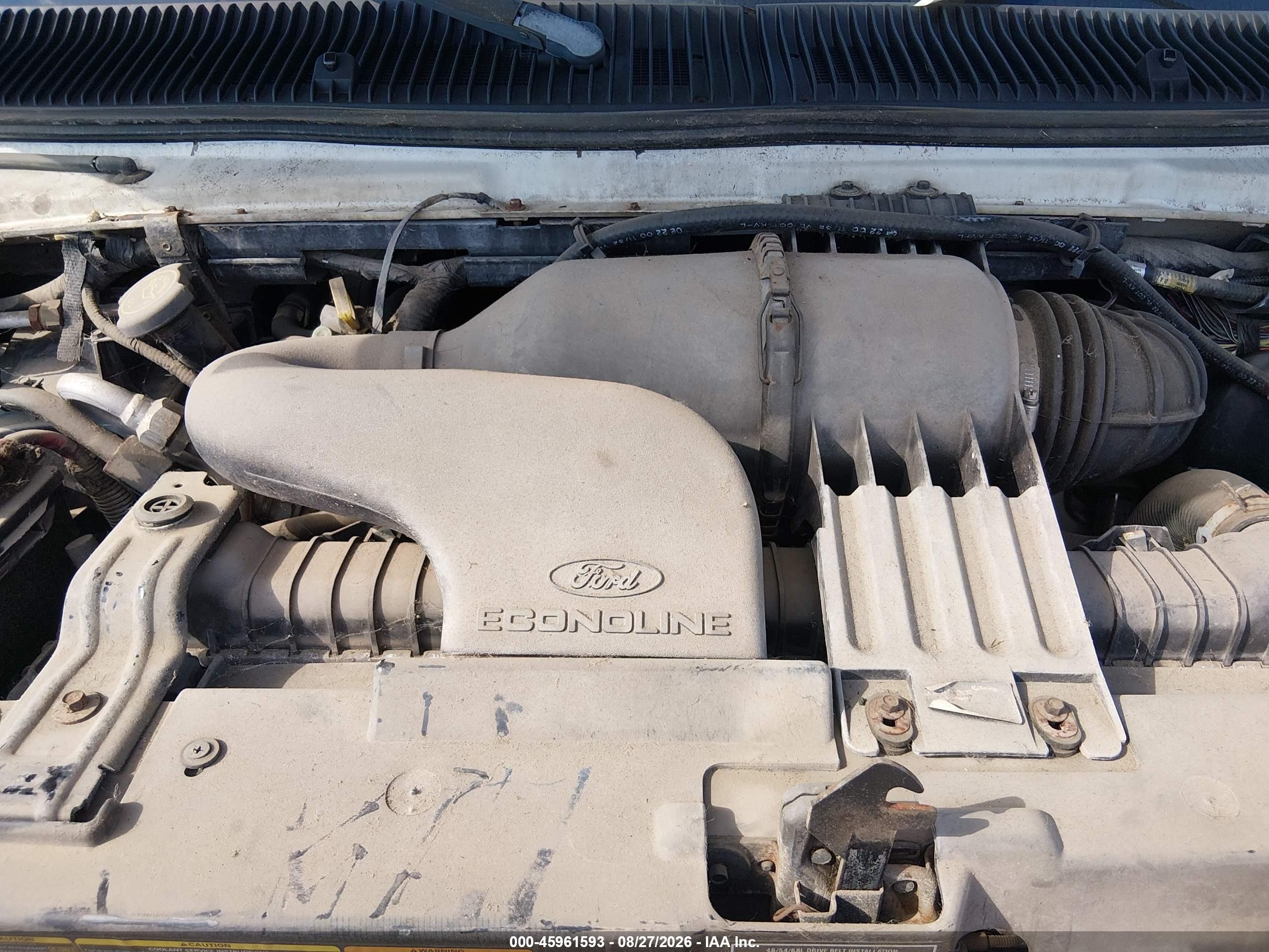 2000 Ford E-250 Commercial/recreational White vin: 1FTNE24LXYHB20022