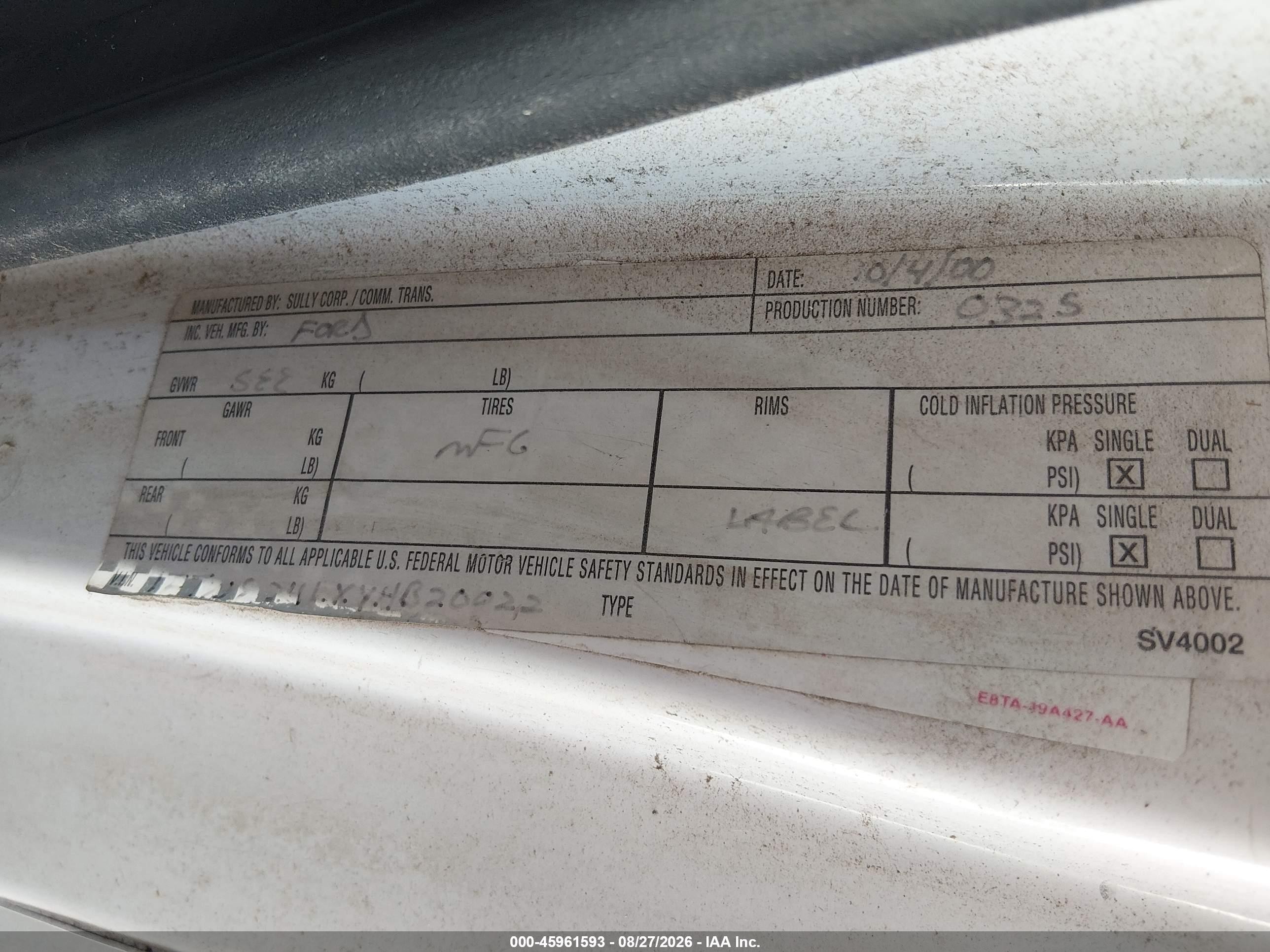 2000 Ford E-250 Commercial/recreational White vin: 1FTNE24LXYHB20022