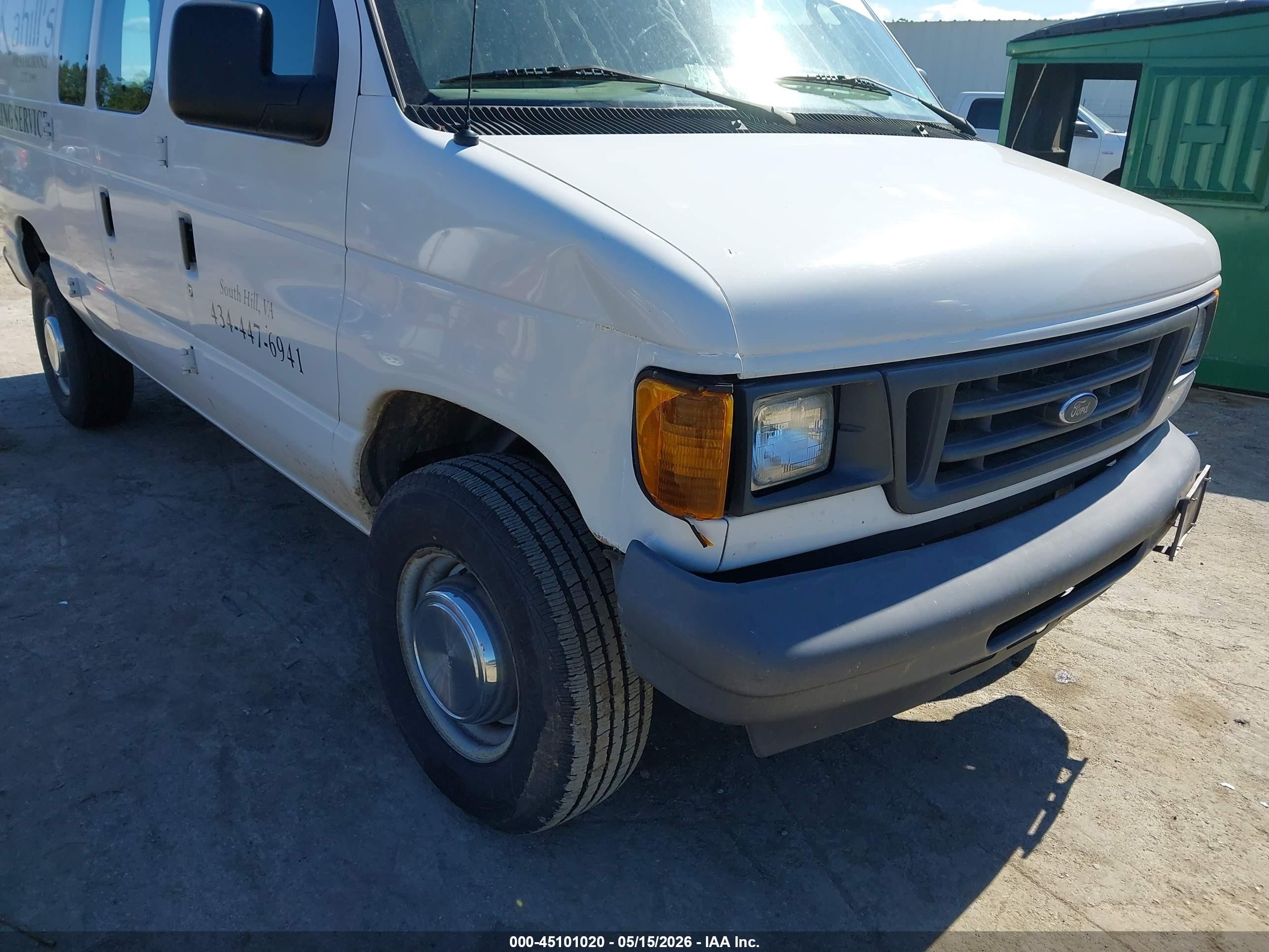 2006 Ford E-250 Commercial/recreational White vin: 1FTNE24W06DA45782
