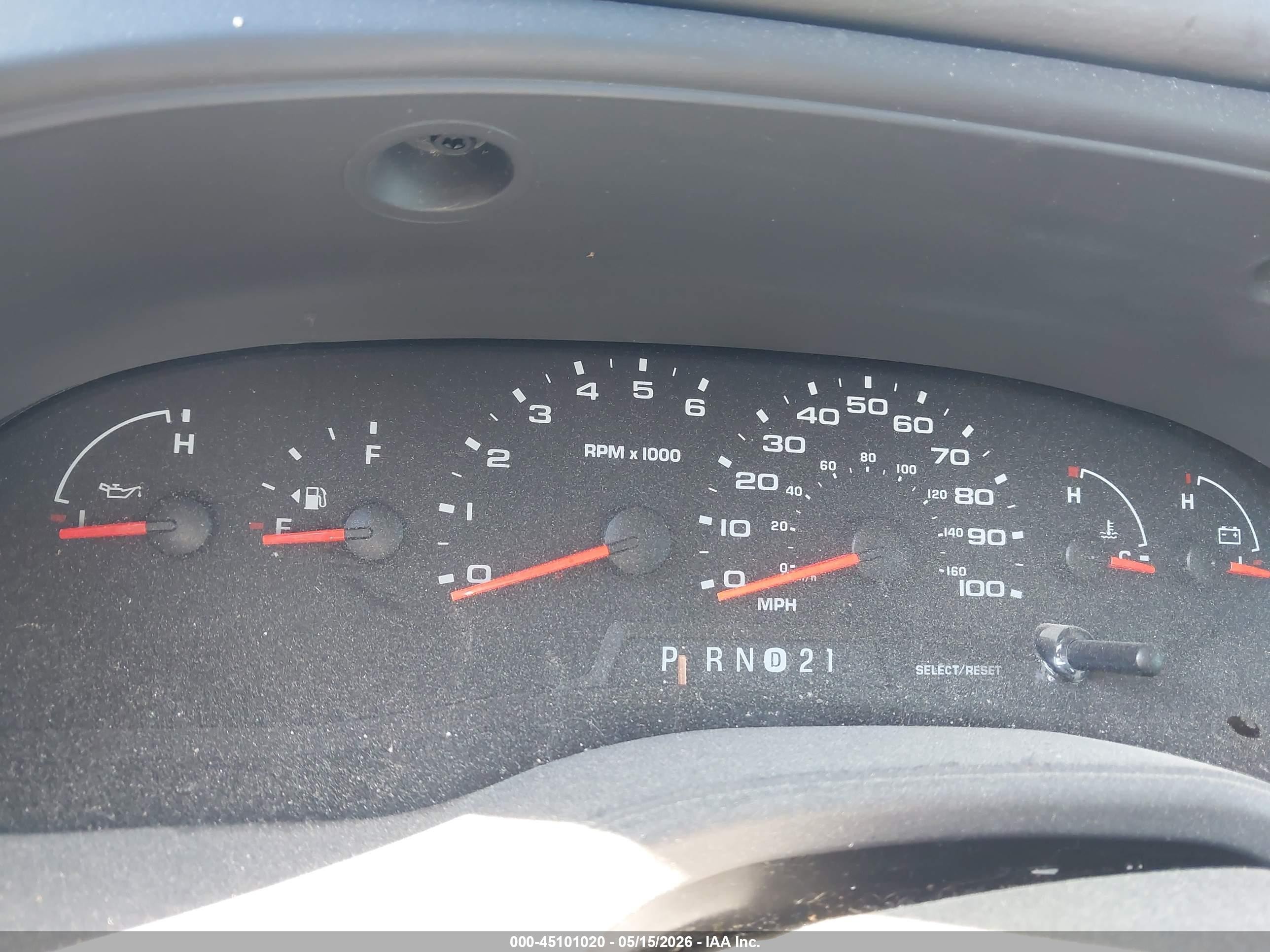 2006 Ford E-250 Commercial/recreational White vin: 1FTNE24W06DA45782