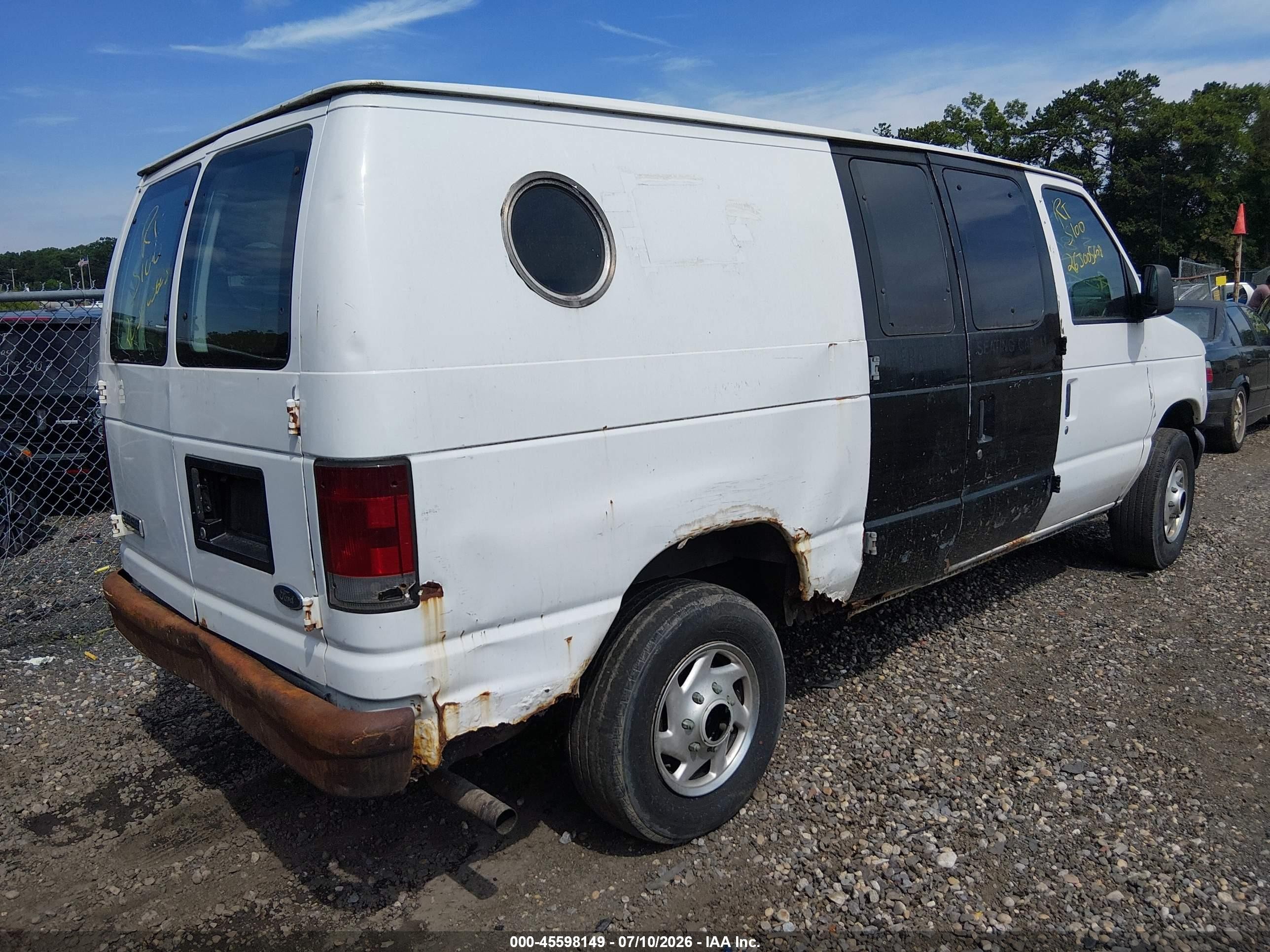 2008 Ford E-250 Commercial/recreational Белый vin: 1FTNE24W08DA12154