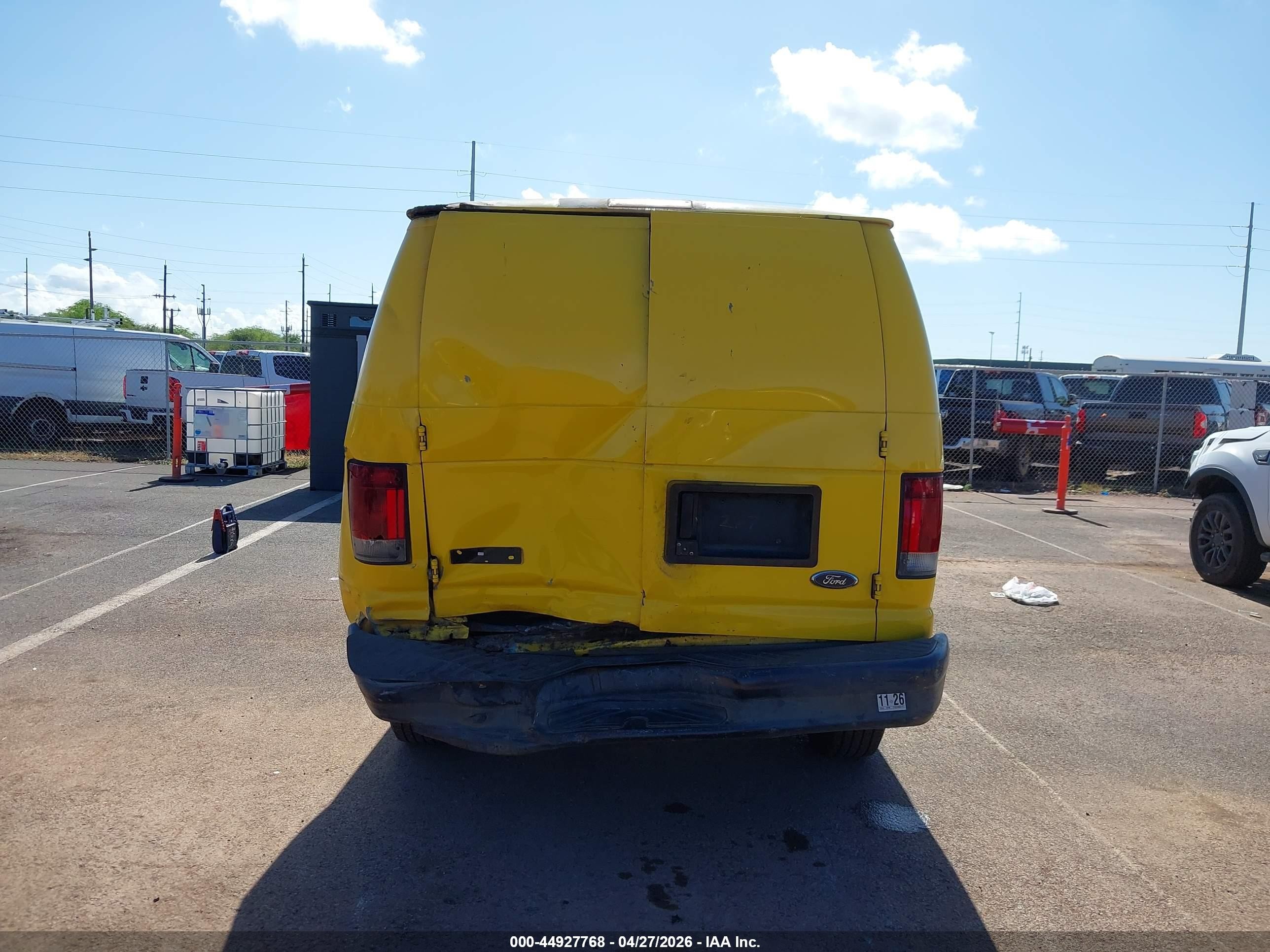 2008 Ford E-250 Commercial/recreational Желтый vin: 1FTNE24W08DB19267