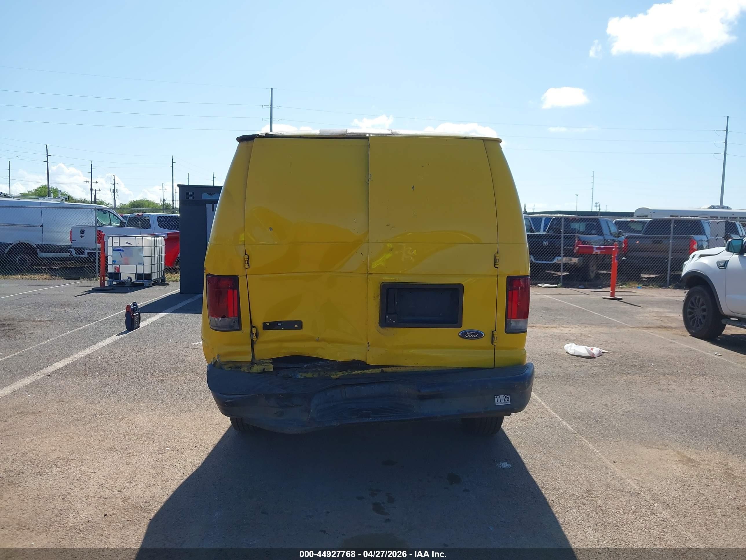 2008 Ford E-250 Commercial/recreational Желтый vin: 1FTNE24W08DB19267
