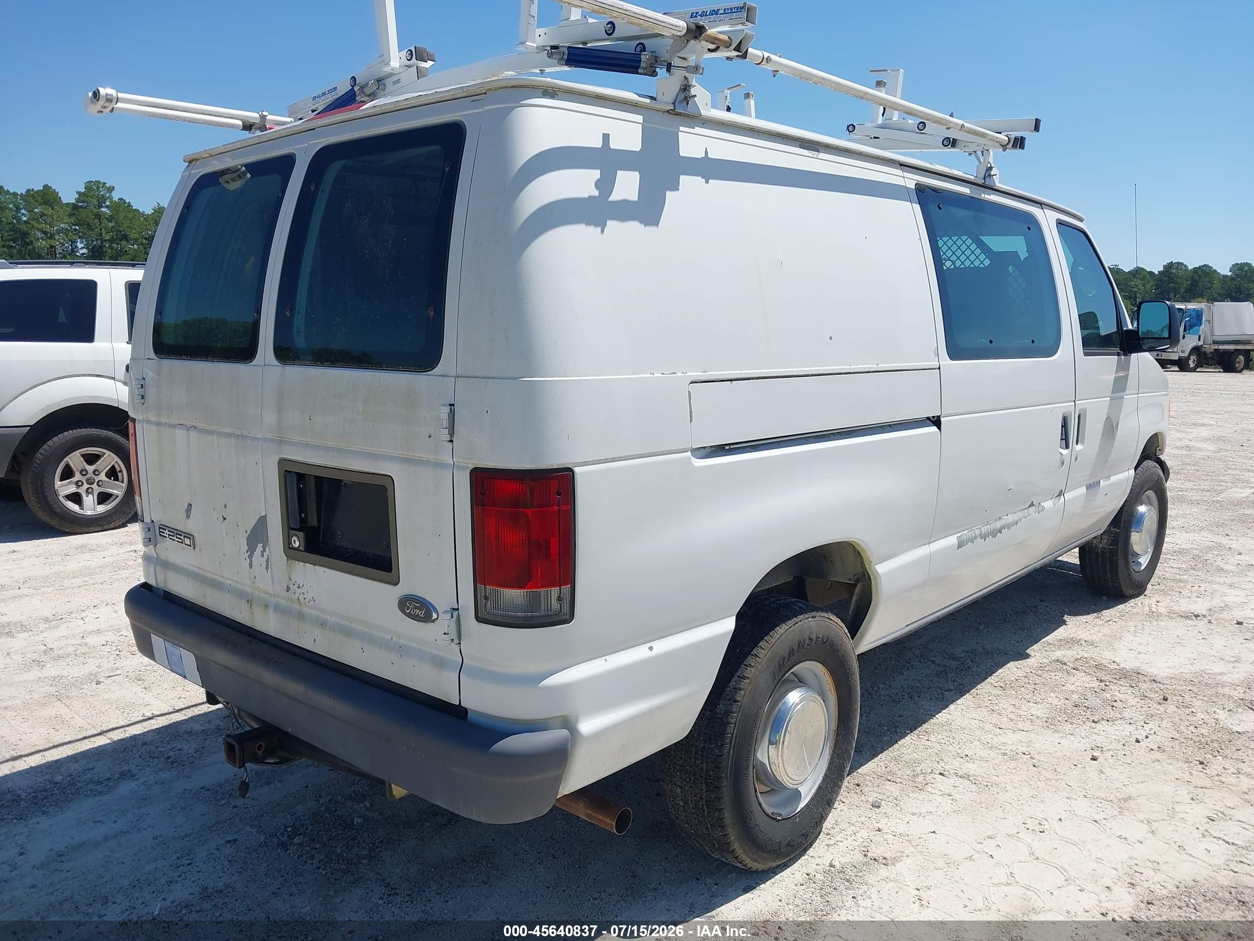 2006 Ford E-250 Commercial/recreational White vin: 1FTNE24W16DA25895