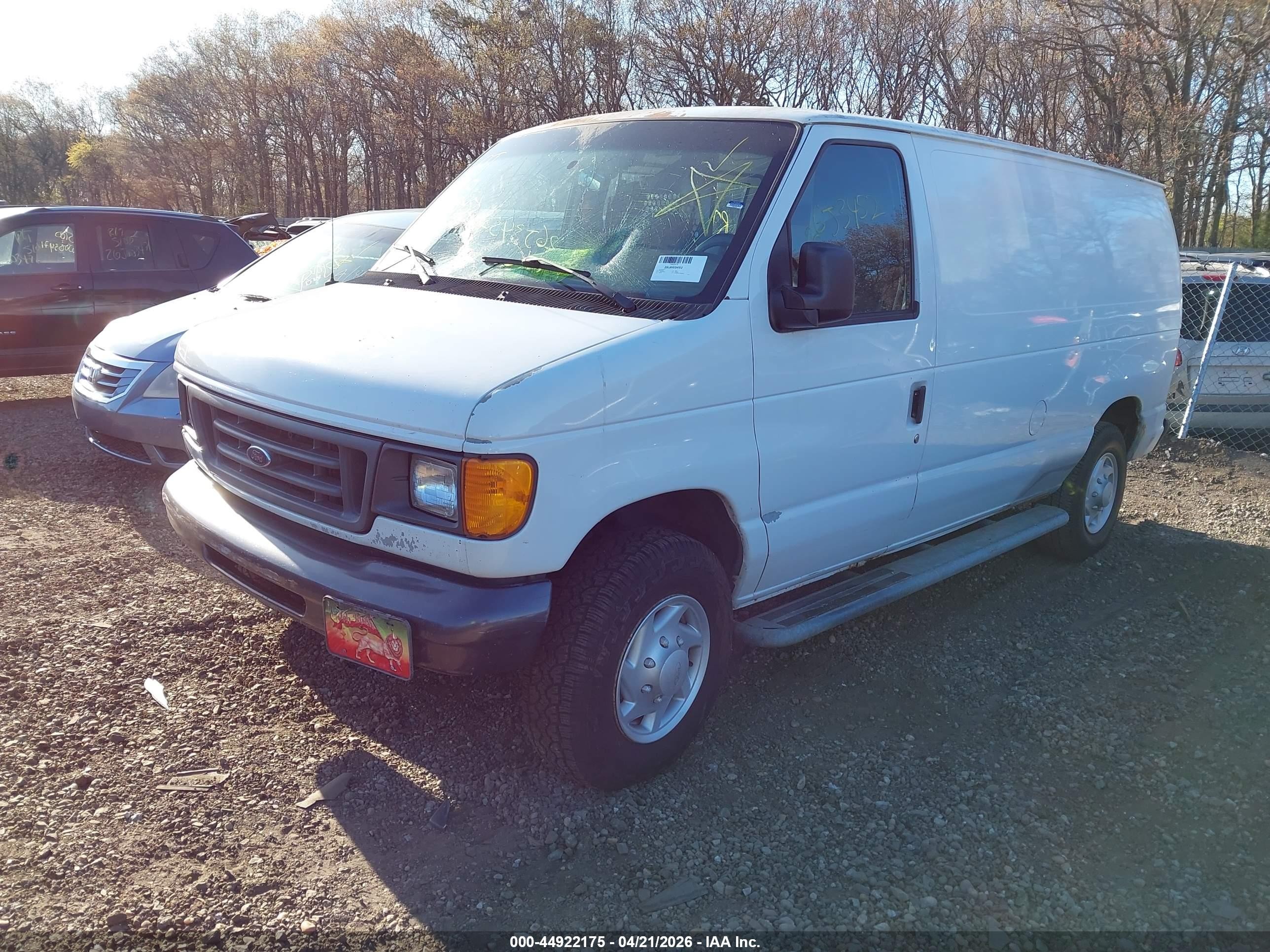 2007 Ford E-250 Commercial/recreational White vin: 1FTNE24W17DA33318