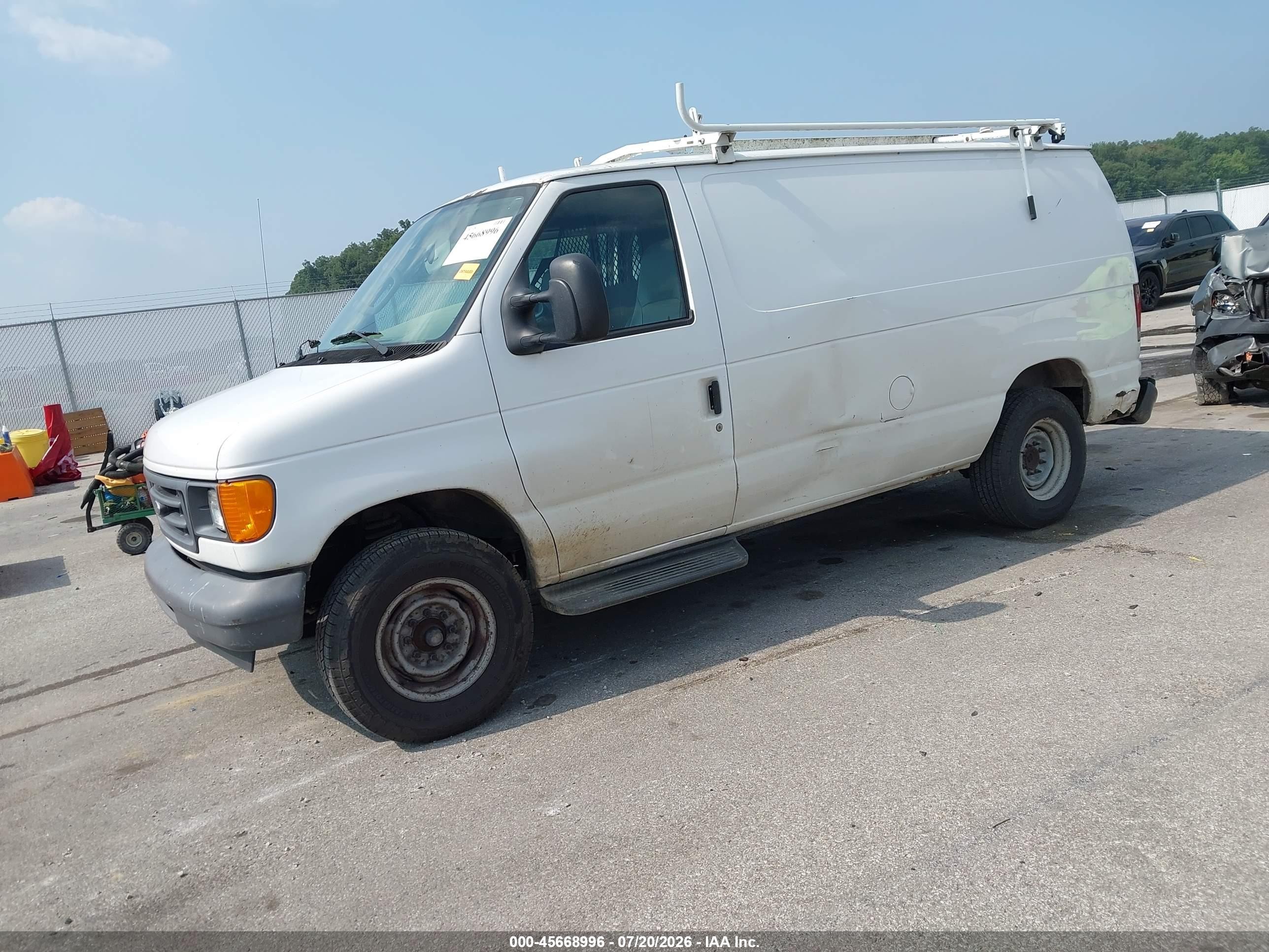 2007 Ford E-250 Commercial/recreational White vin: 1FTNE24W17DA46537