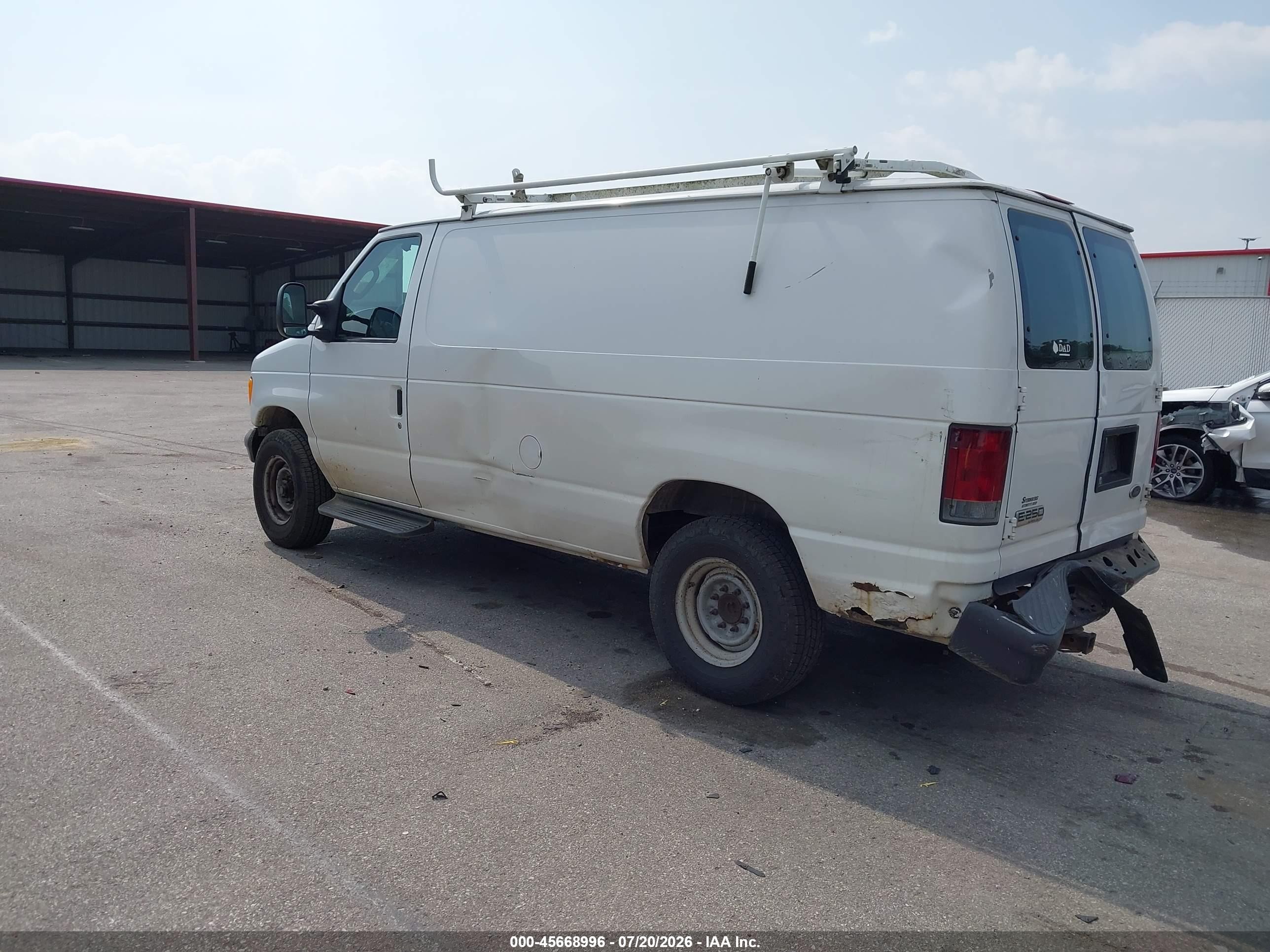 2007 Ford E-250 Commercial/recreational White vin: 1FTNE24W17DA46537