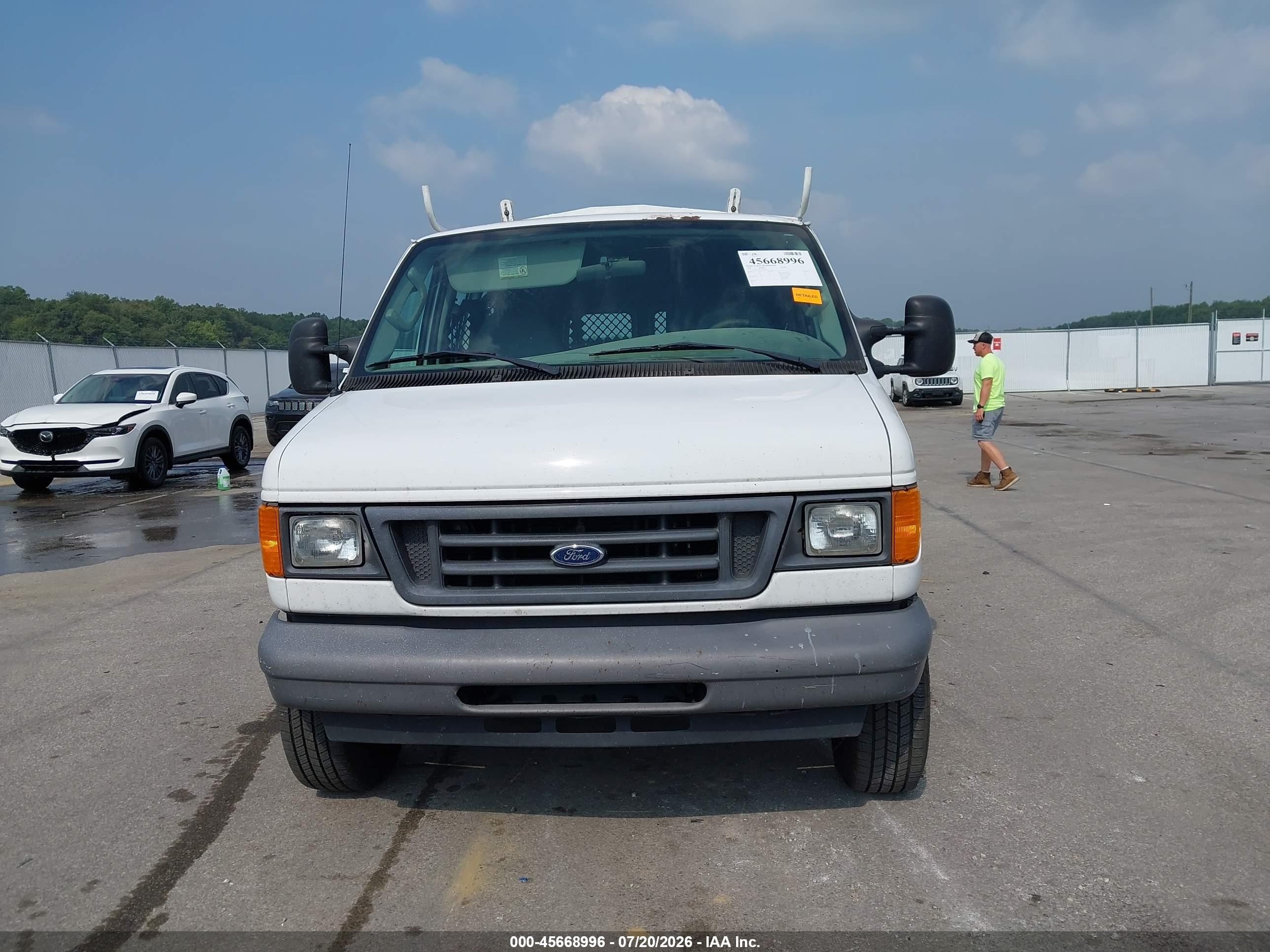 2007 Ford E-250 Commercial/recreational White vin: 1FTNE24W17DA46537