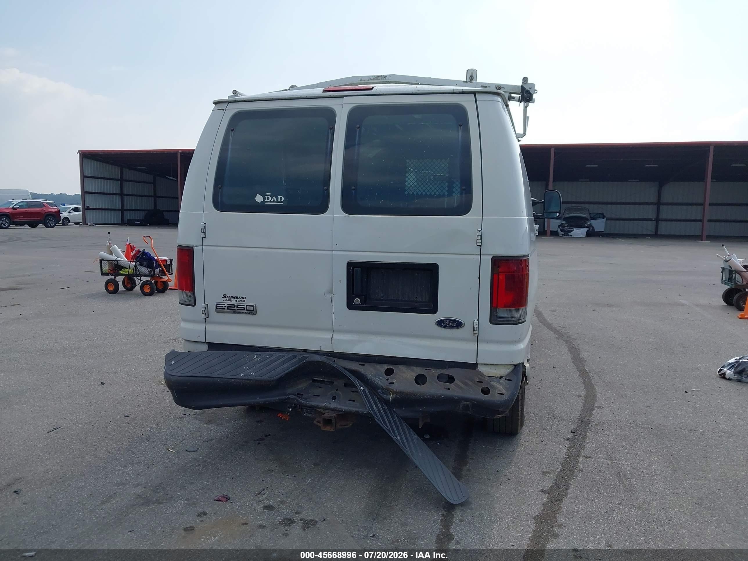 2007 Ford E-250 Commercial/recreational White vin: 1FTNE24W17DA46537