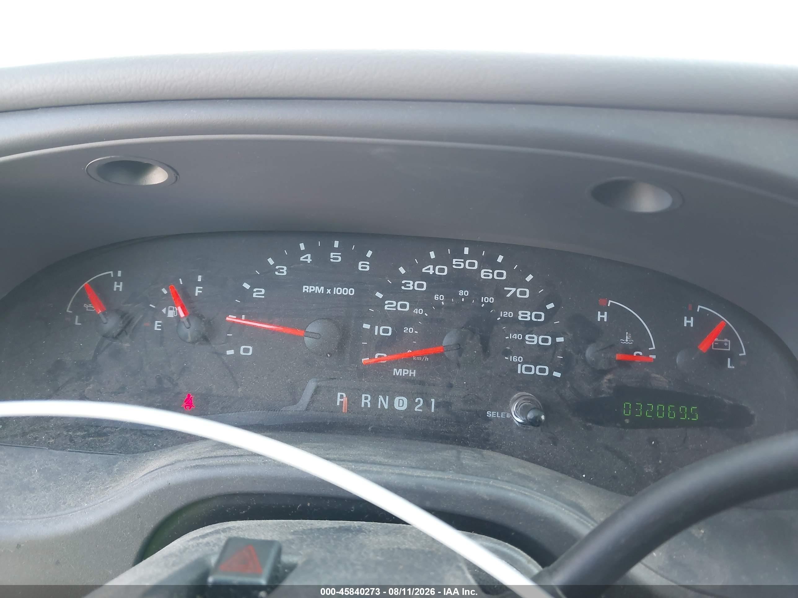 2007 Ford E-250 Commercial/recreational White vin: 1FTNE24W17DB26694