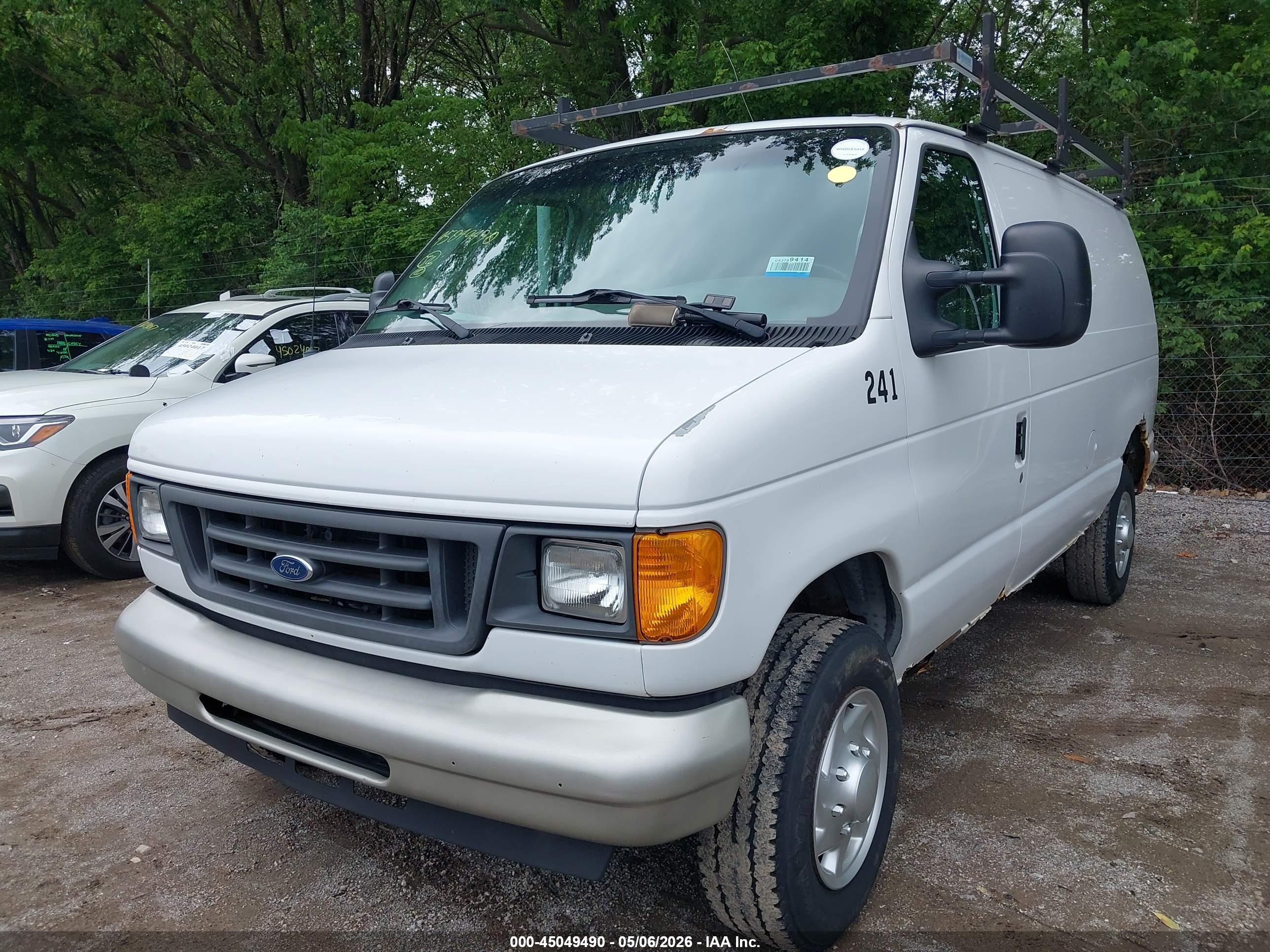2007 Ford E-250 Commercial/recreational White vin: 1FTNE24W27DA08735