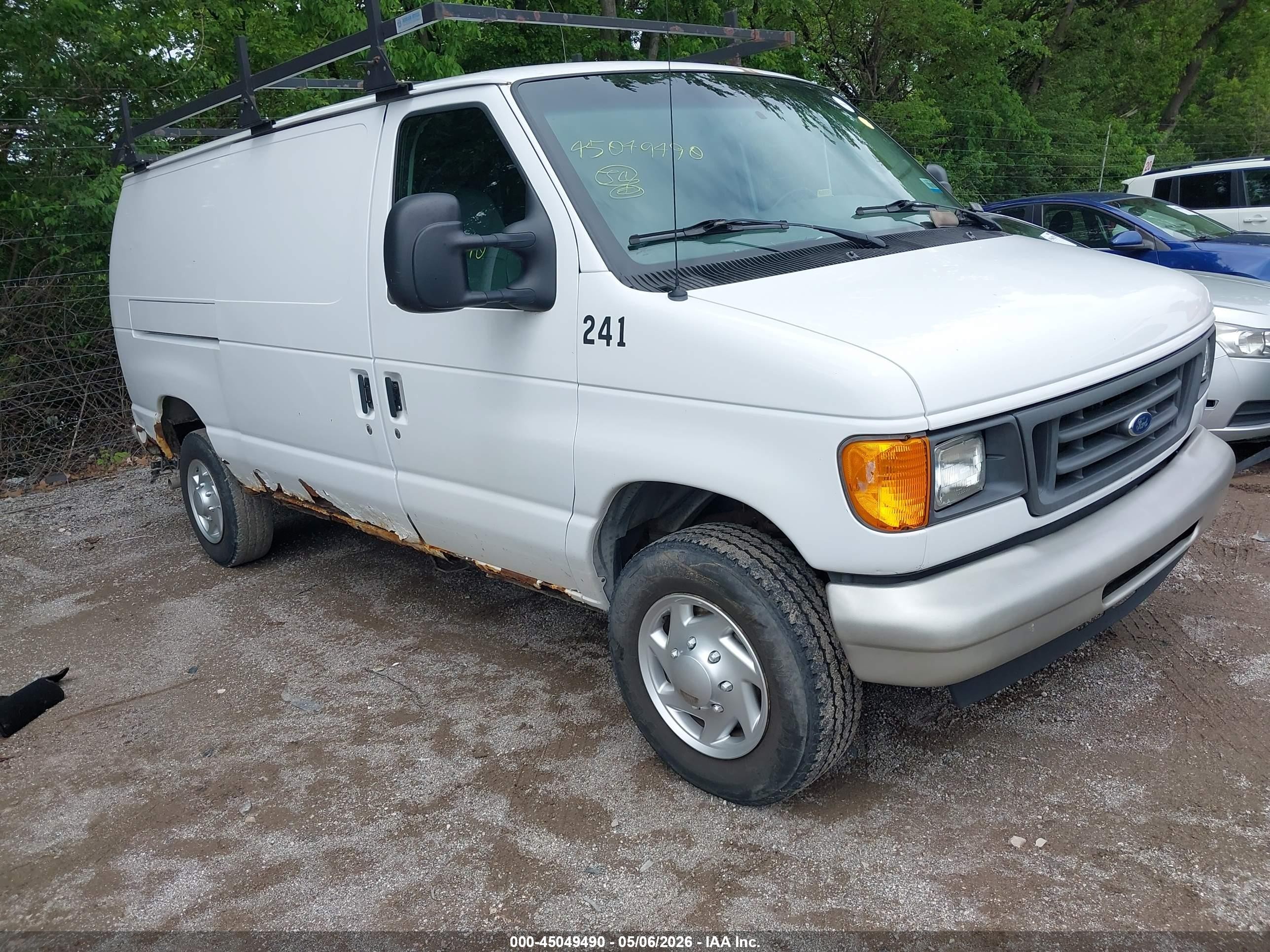 2007 Ford E-250 Commercial/recreational White vin: 1FTNE24W27DA08735