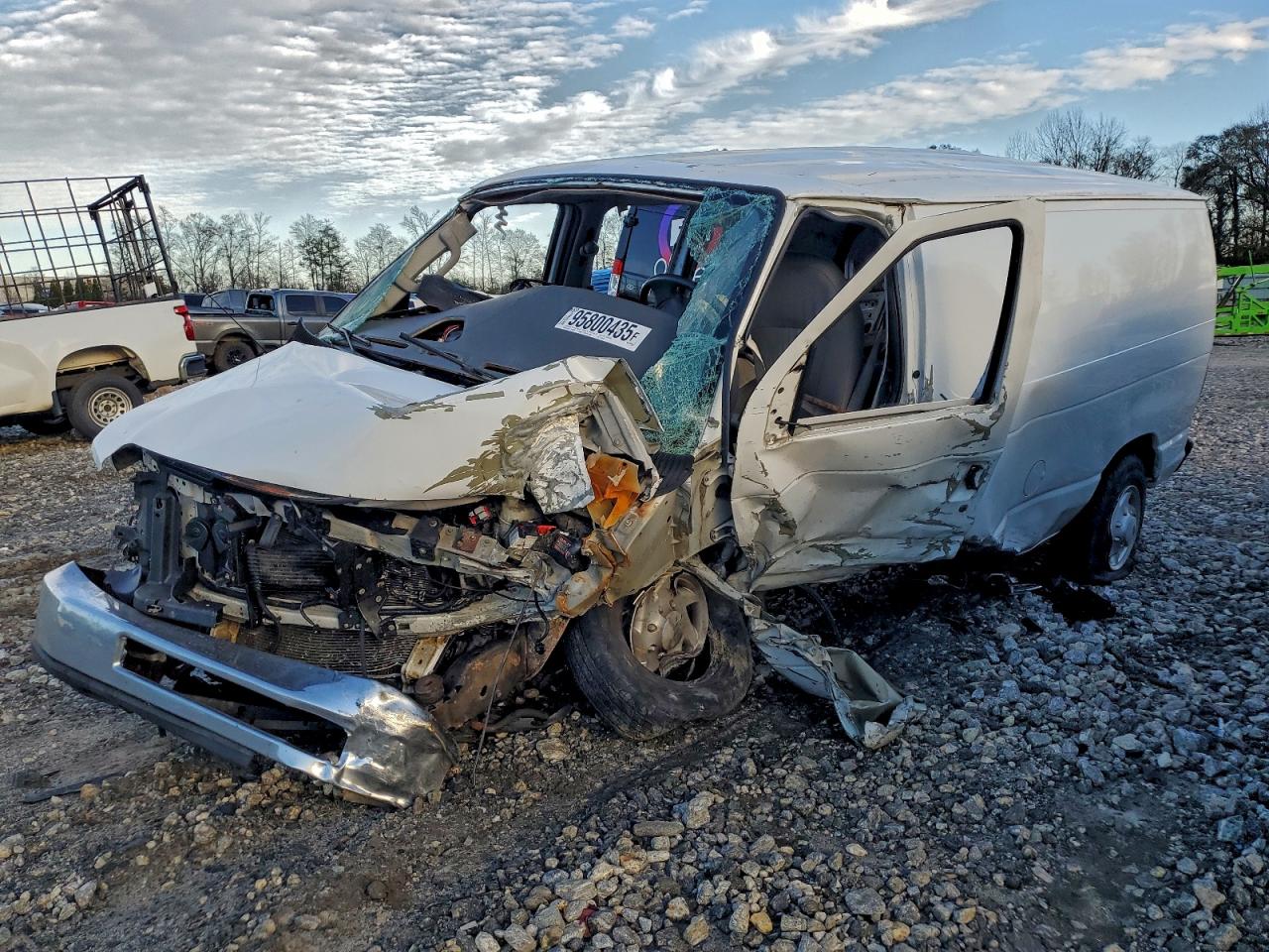 2008 Ford Econoline E250 Van White vin: 1FTNE24W28DA67902
